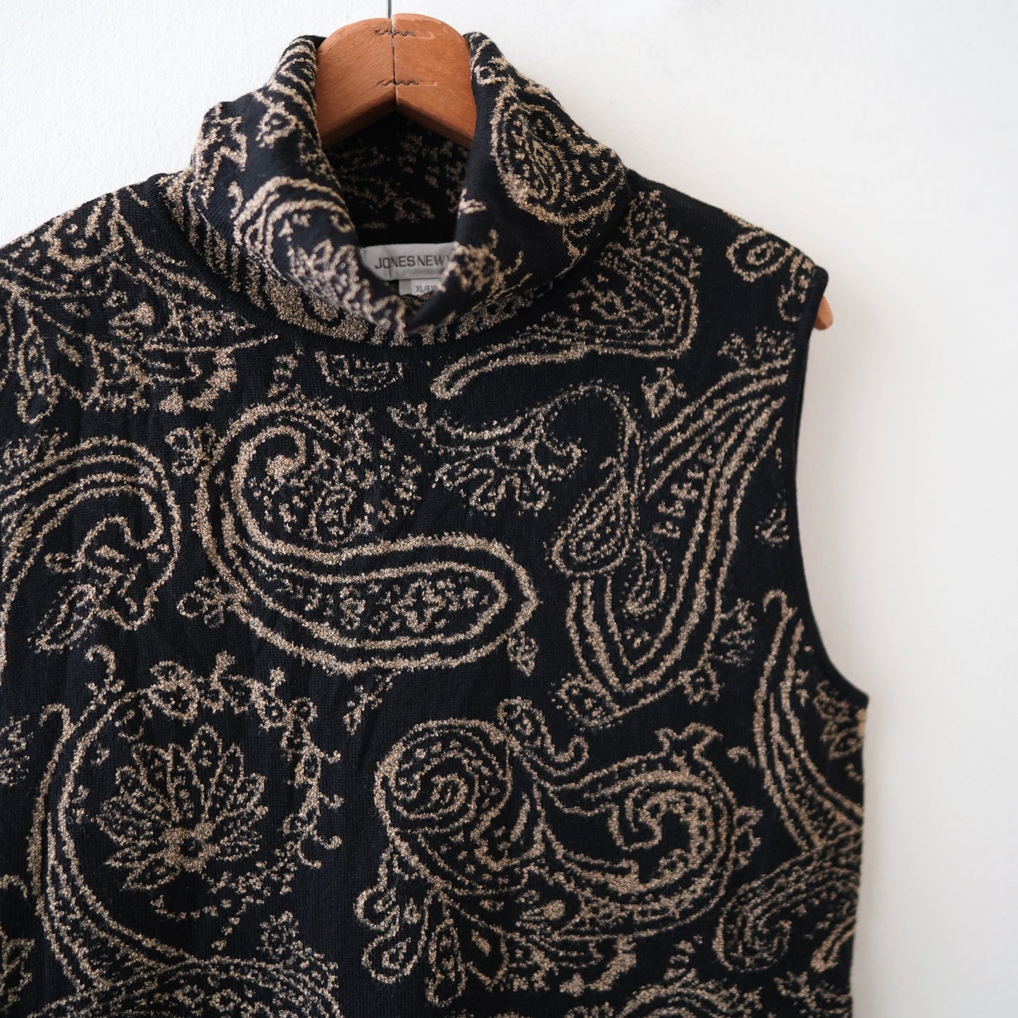 JONES NEW YORK wool graphic vest