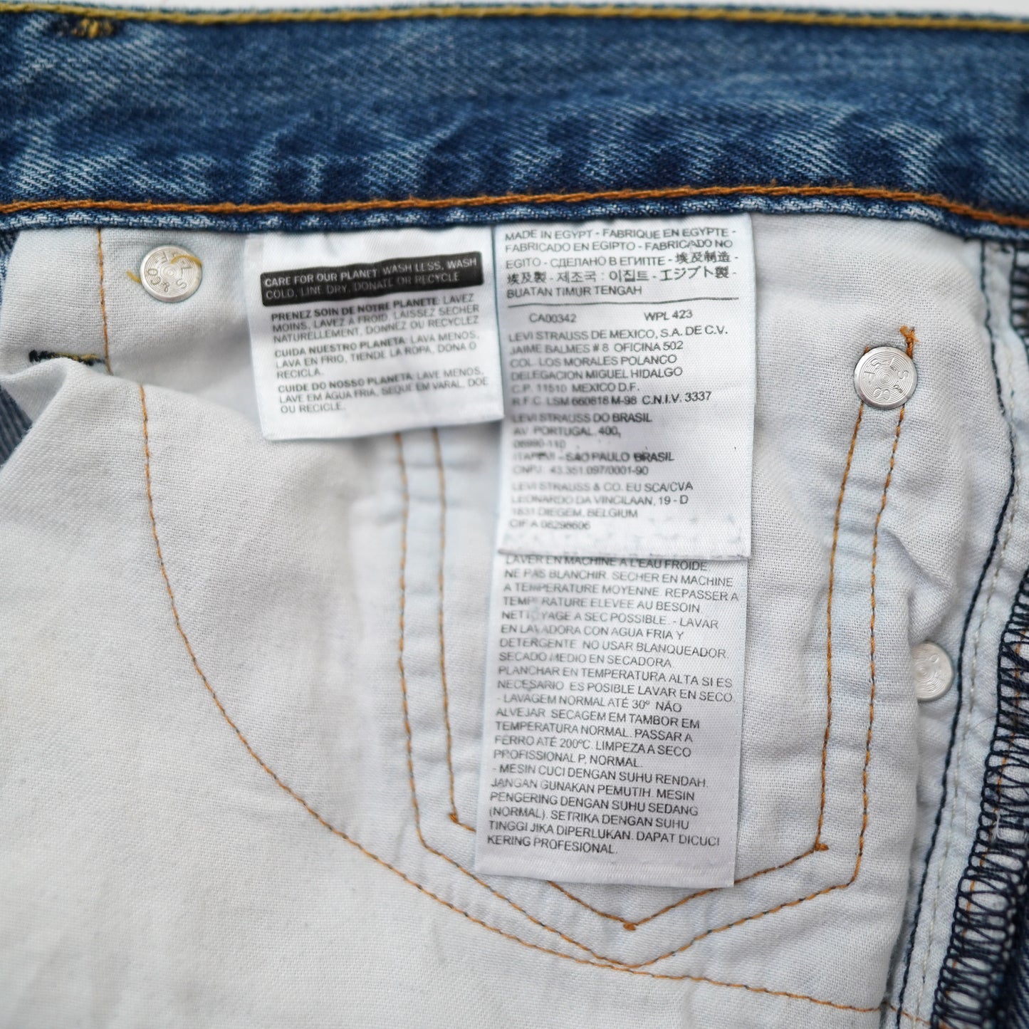 Levis denim pants