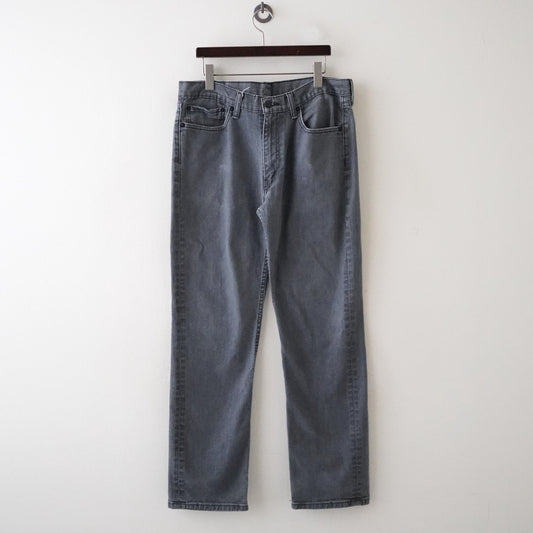 Levi's 514 denim pants