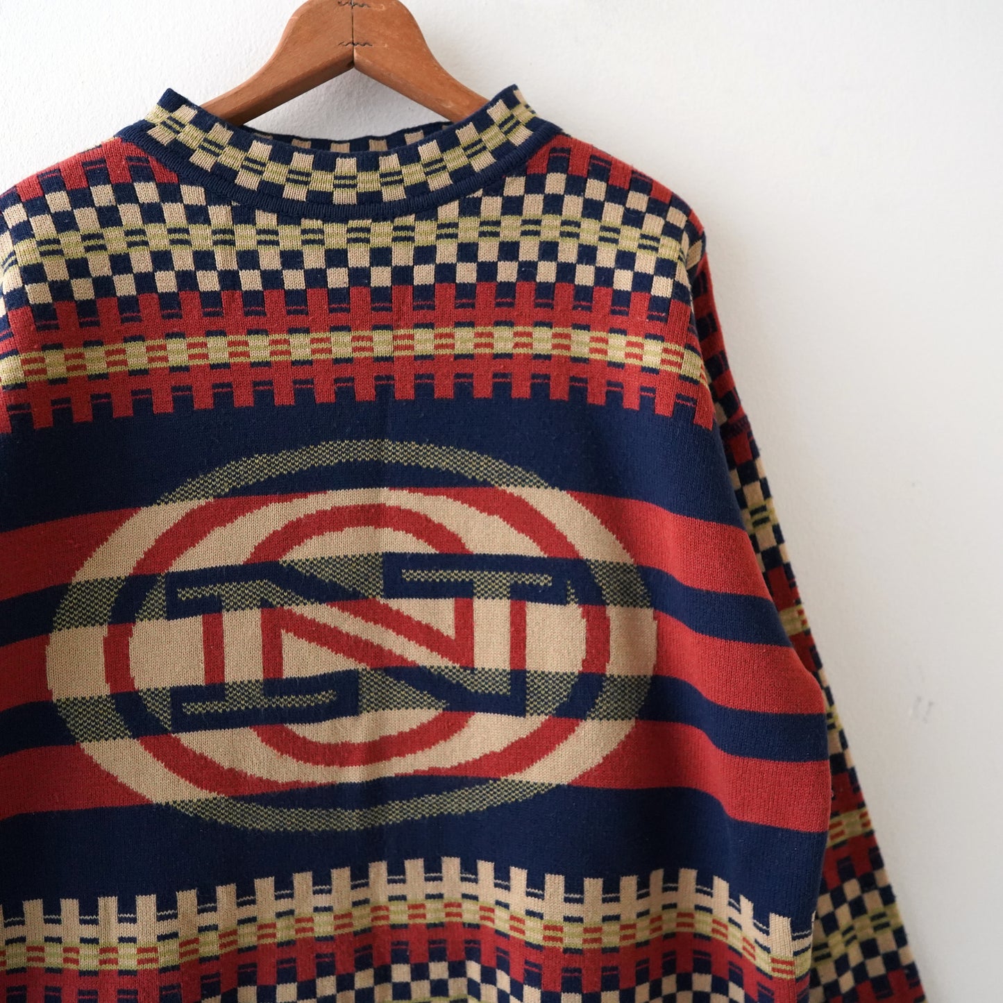 O'NEILL pattern sweater