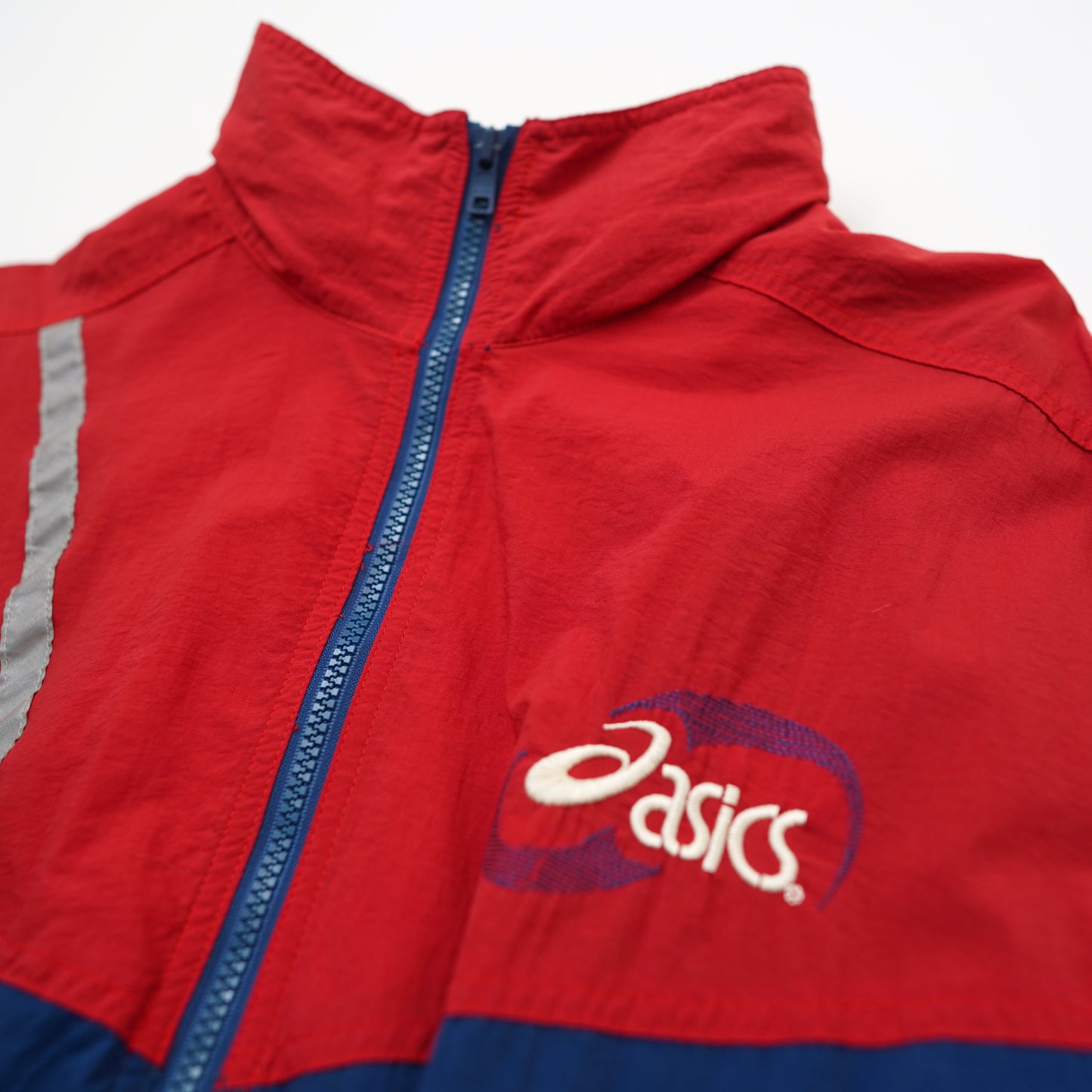 asics nylon jacket