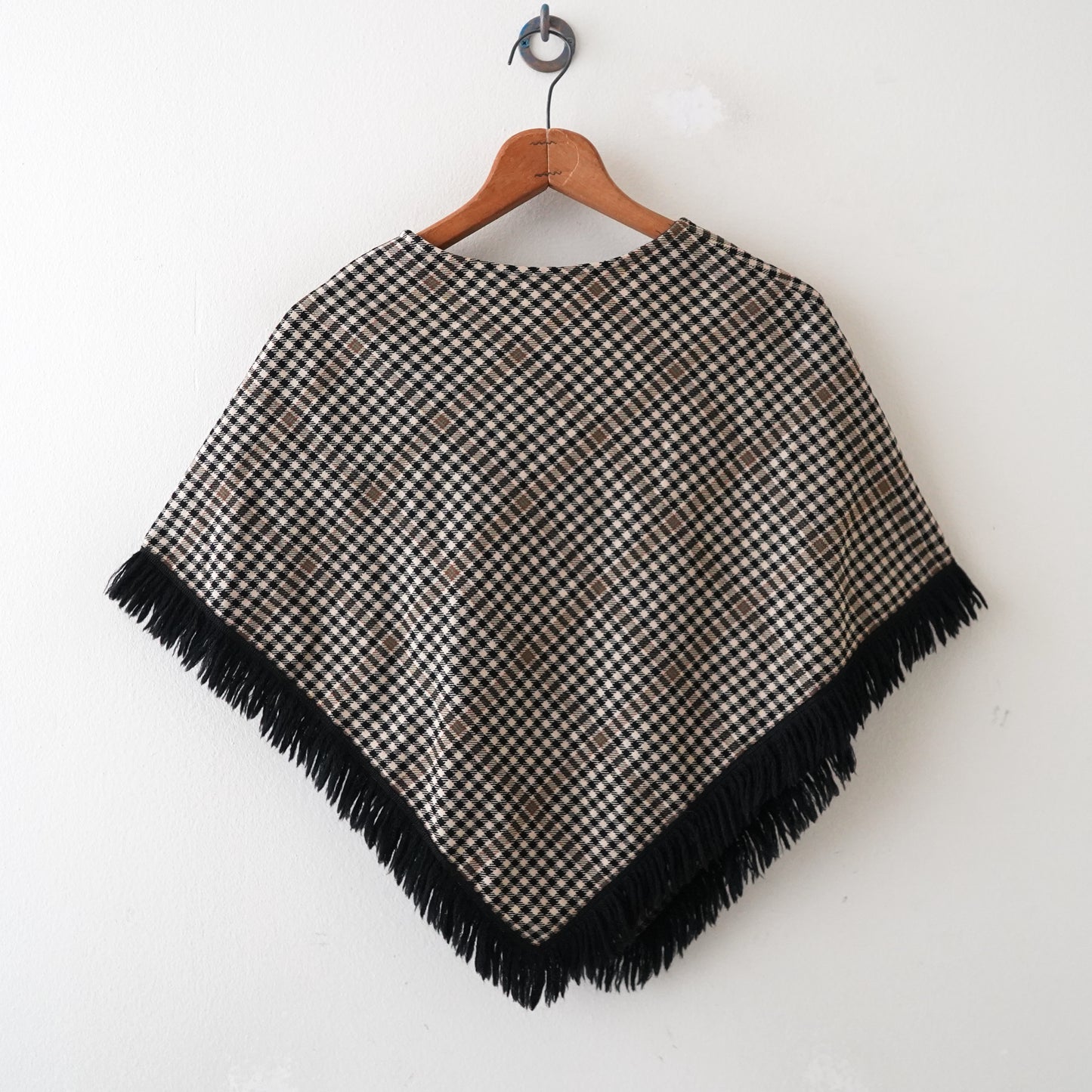 check tassel cape