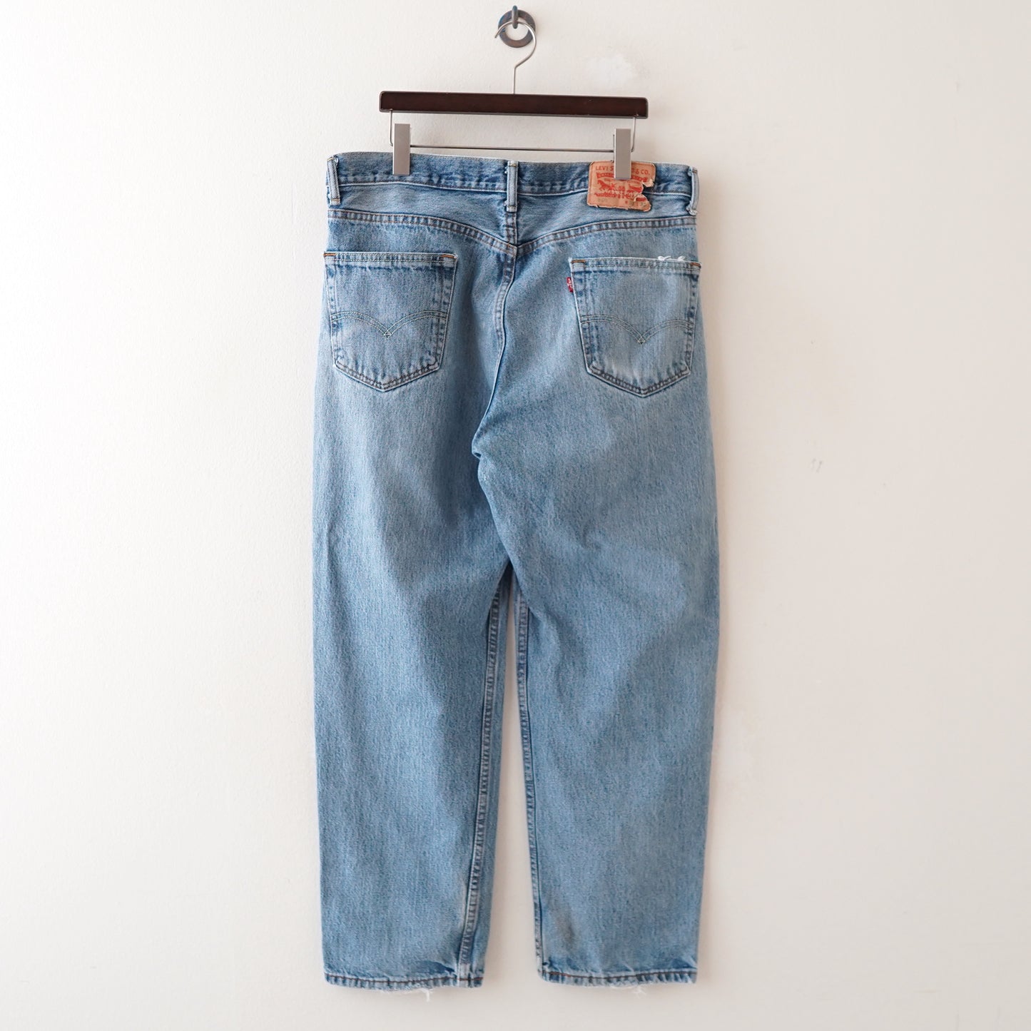 Levi's 550 denim pants