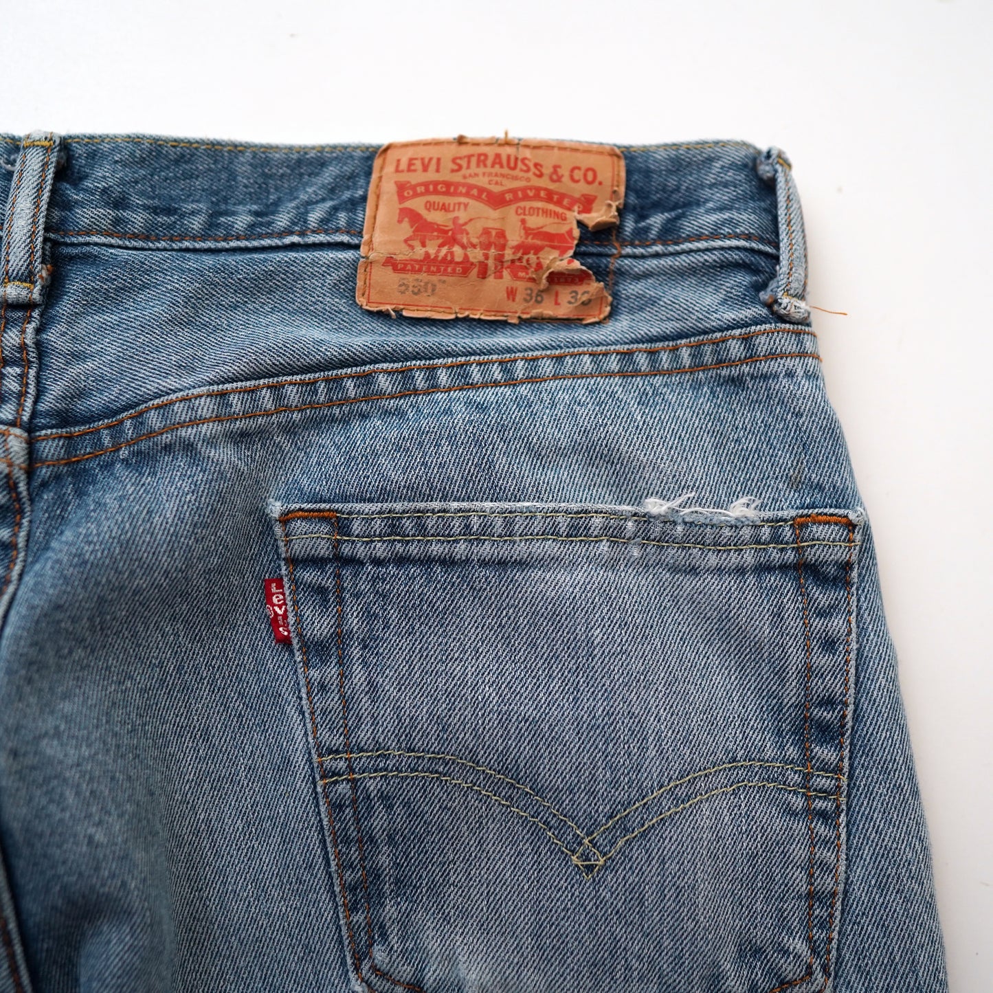 Levi's 550 denim pants