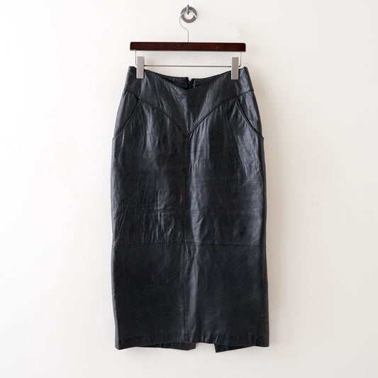 leather slit skirt