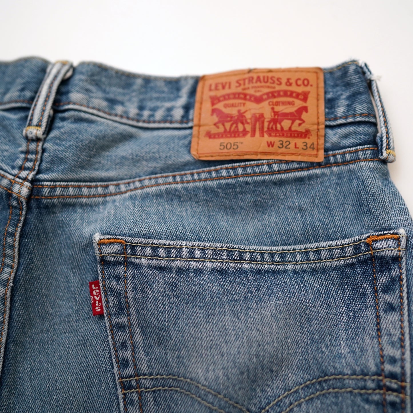 Levi’s 505 denim pants