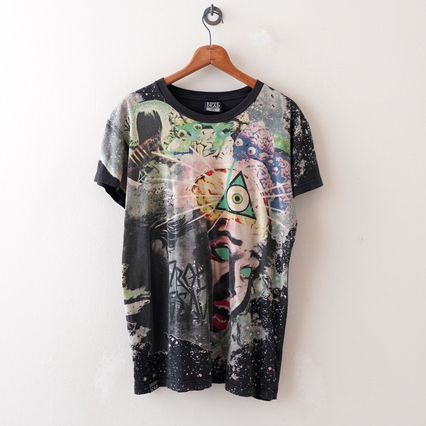 DROP DEAD print tee