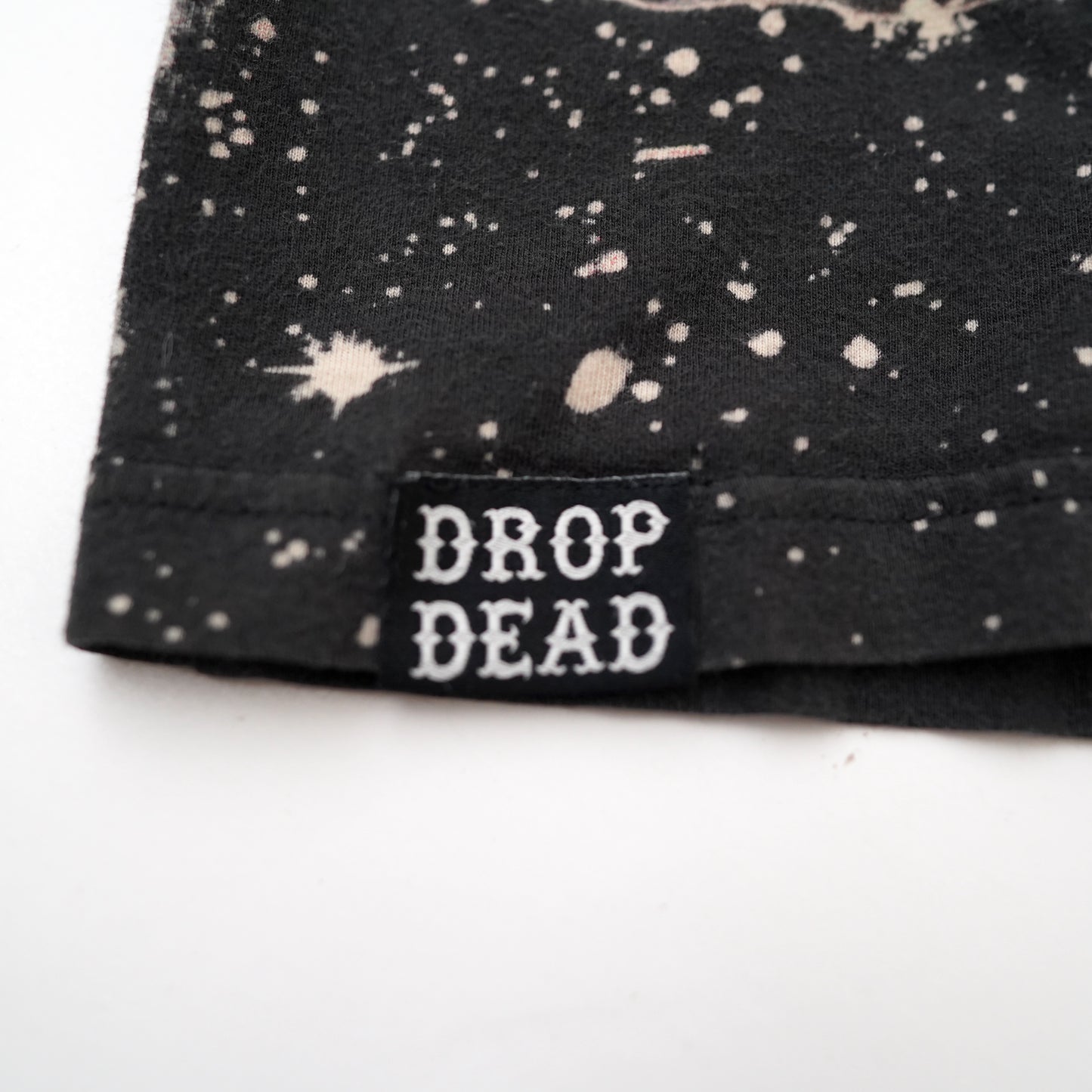 DROP DEAD print tee