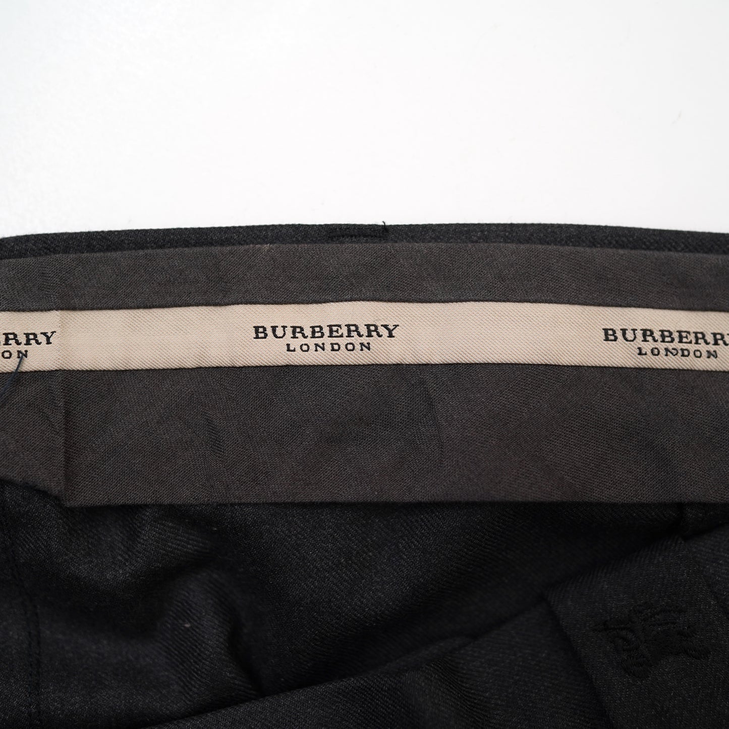 Burberry one tuck long pants
