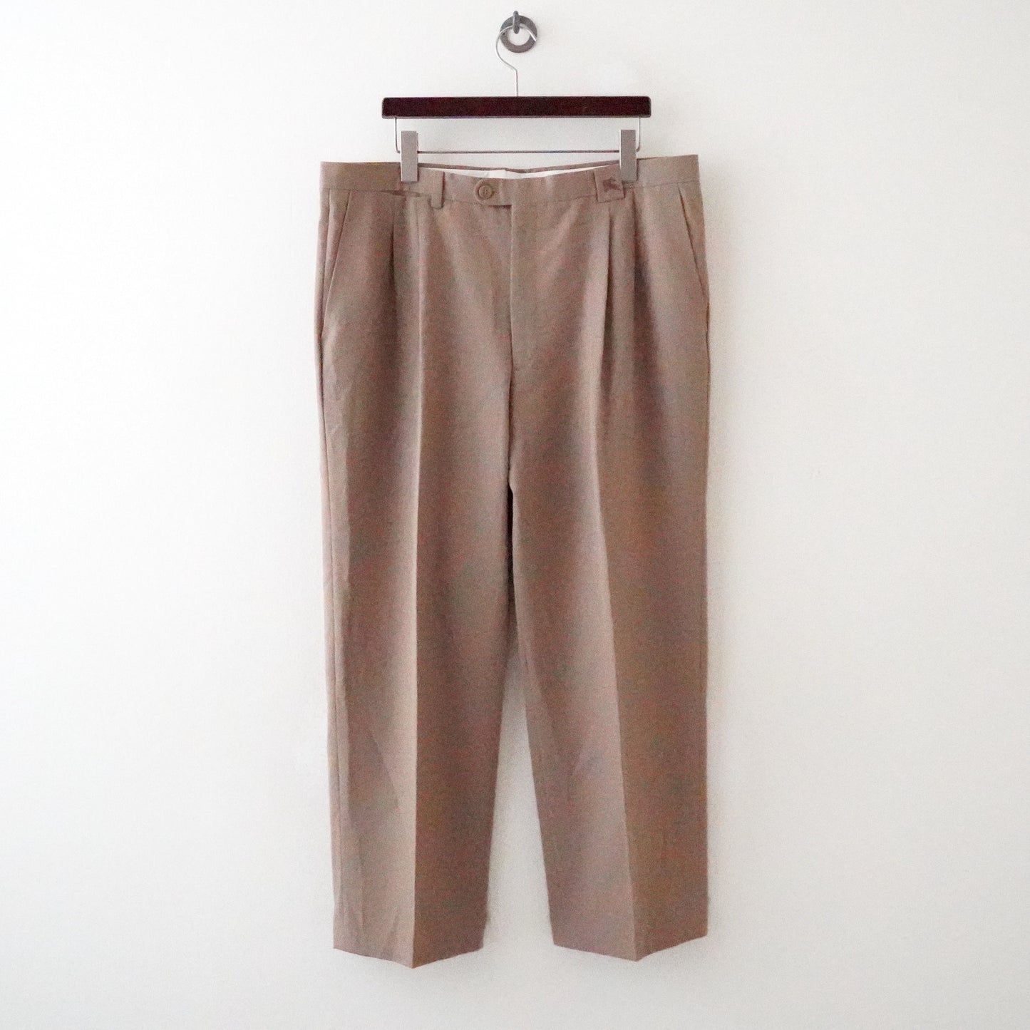 Burberry two tuck long pants