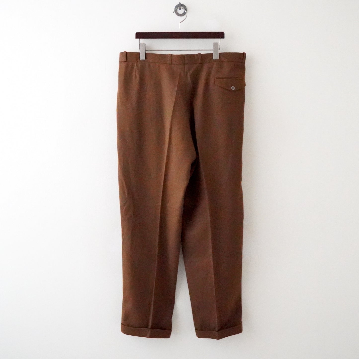 three tuck long pants