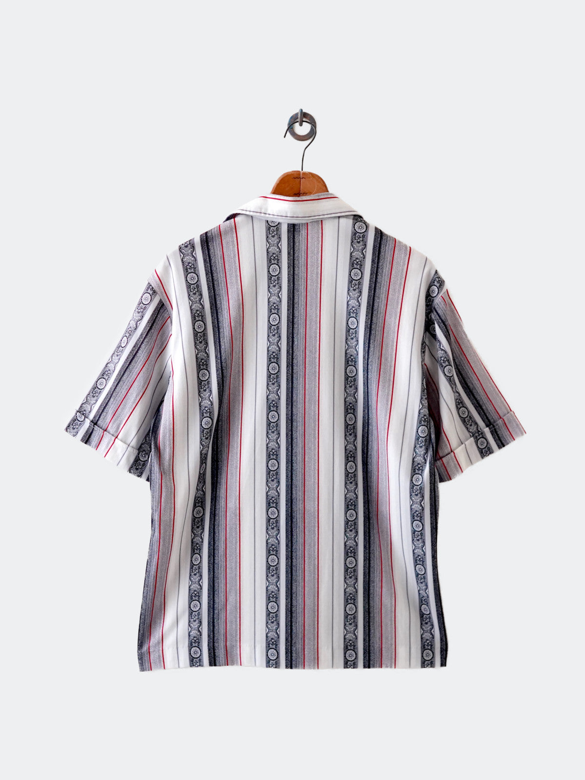 70s open collar stripe shirt