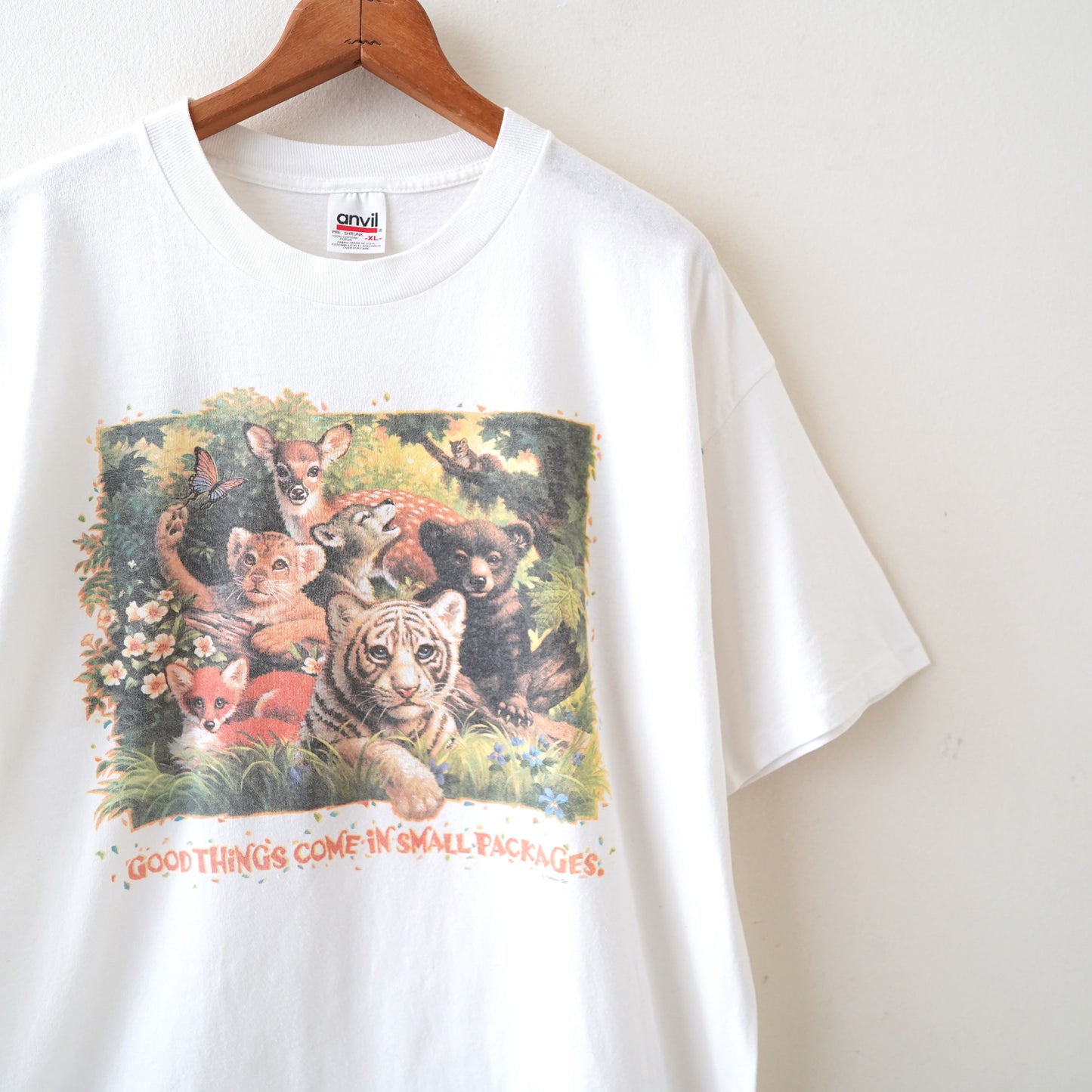 90s animal tee