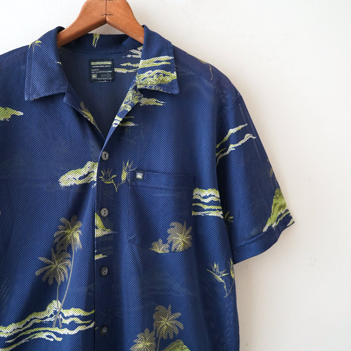 hollow aloha shirt