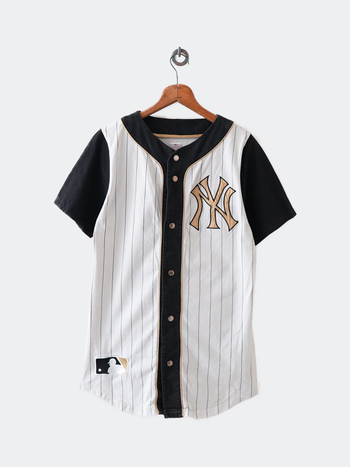 Majestic baseball shirt