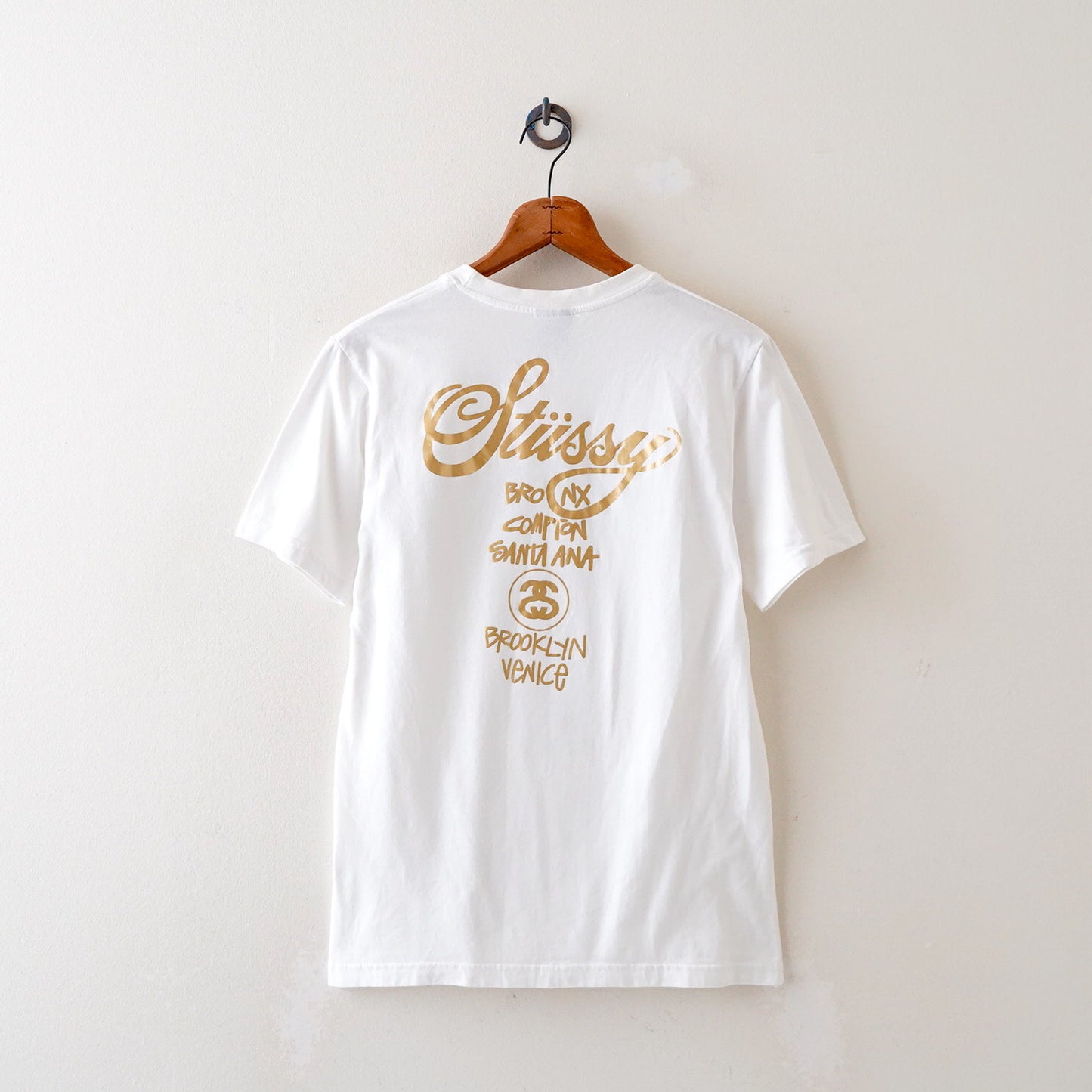 STUSSY tee