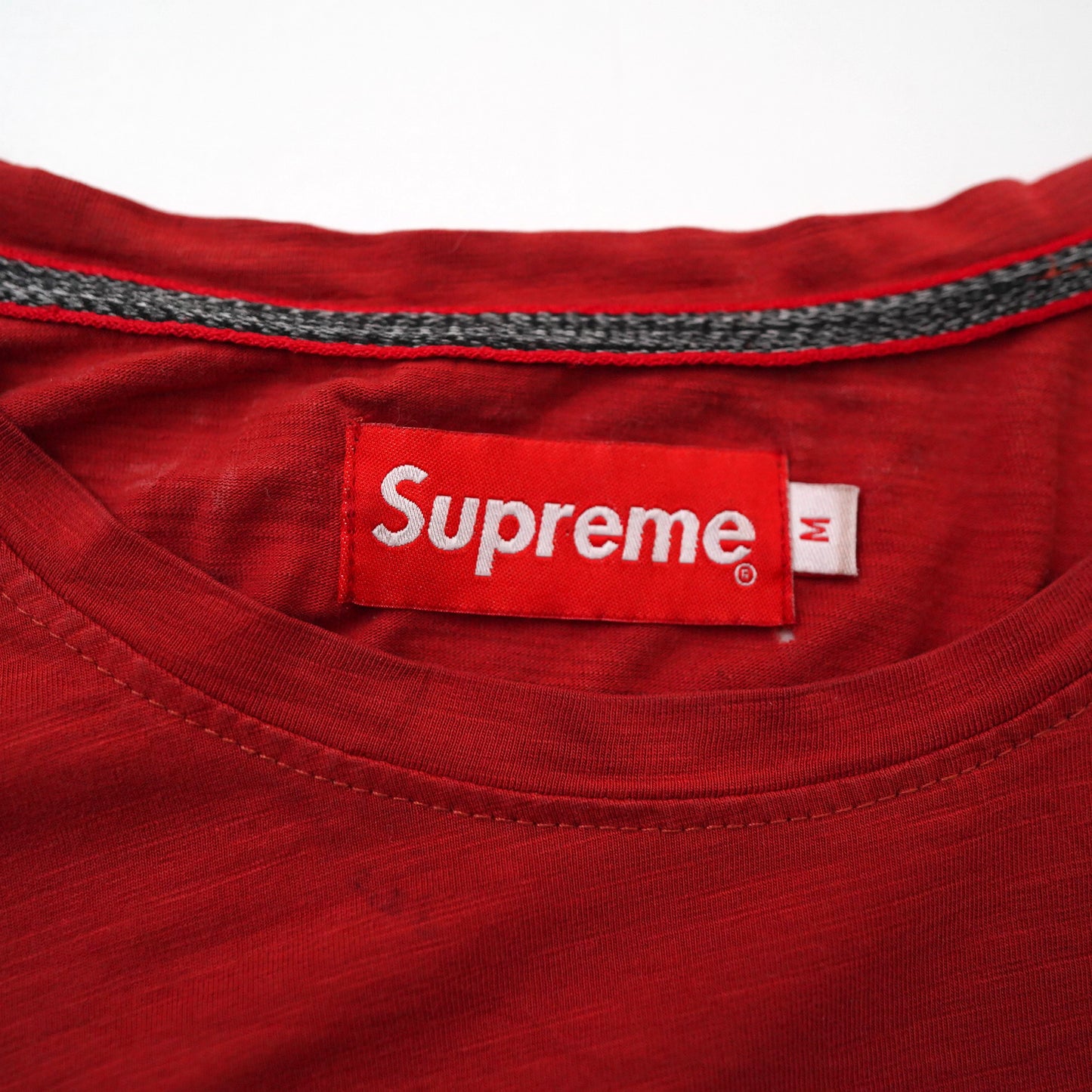 Supreme logo tee