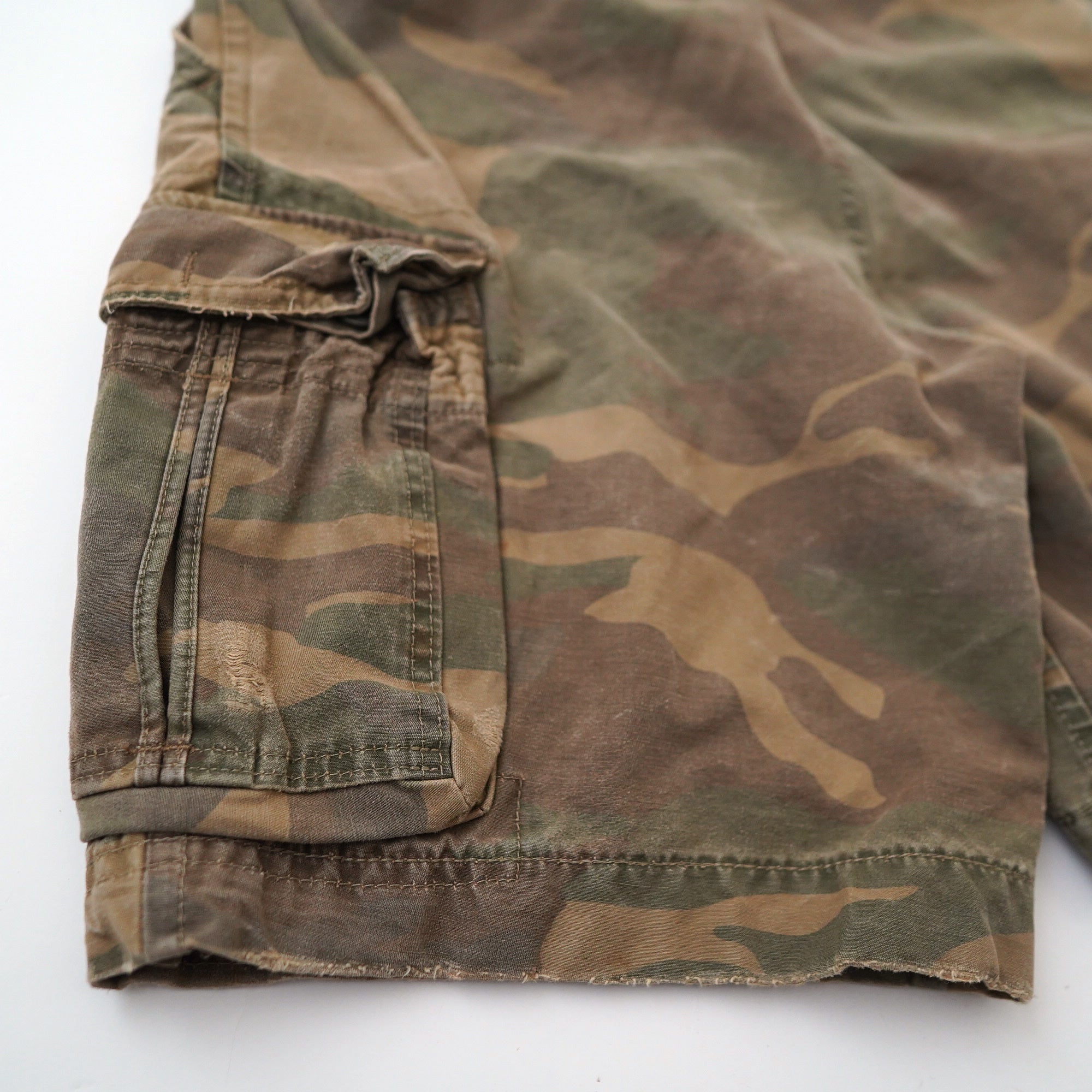 00s Abercrombie & Fitch military short pants – NEVERKNOWS