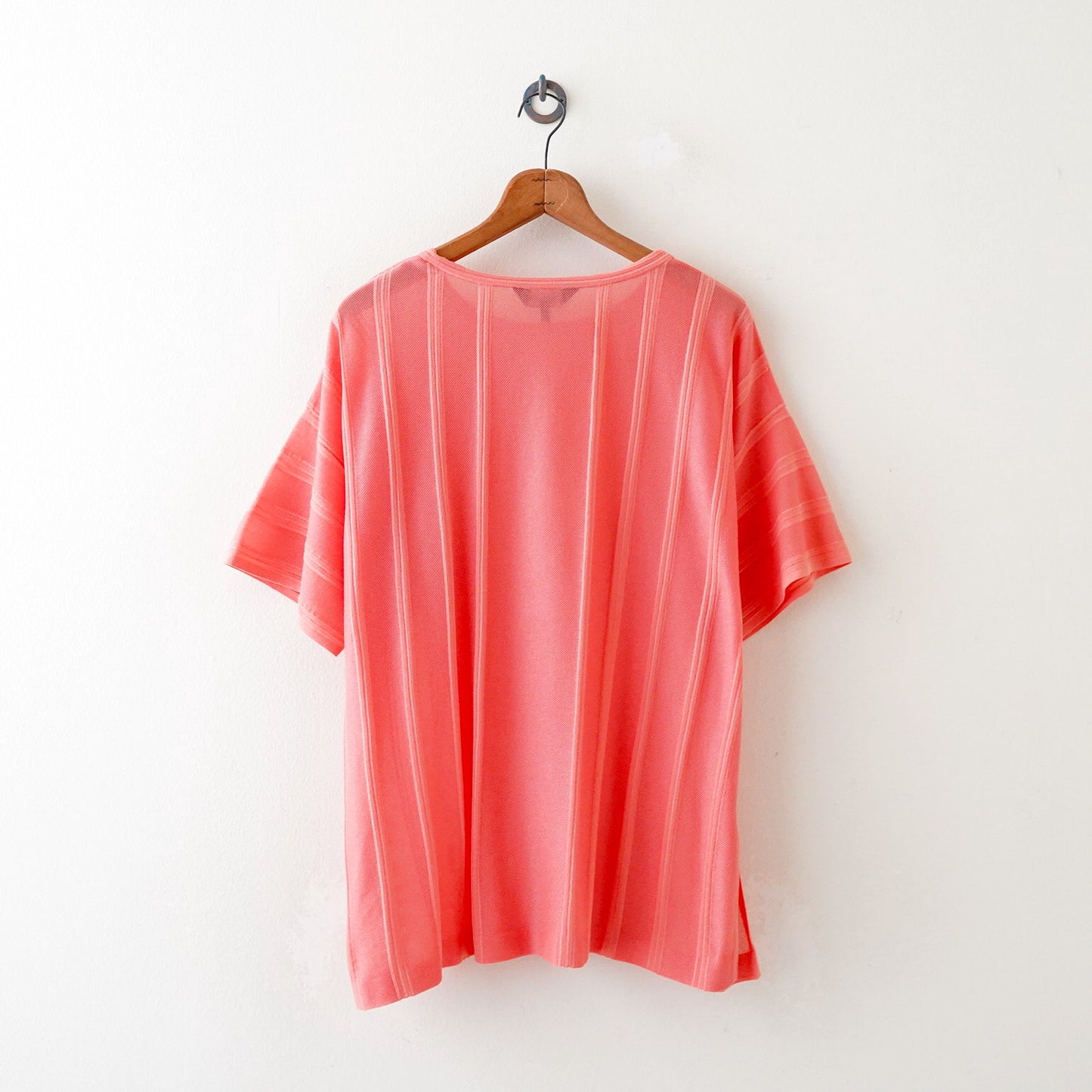 mesh tee