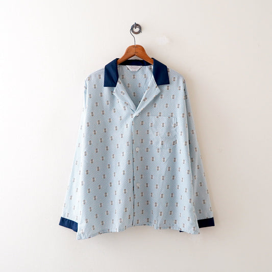 pattern open collar shirt