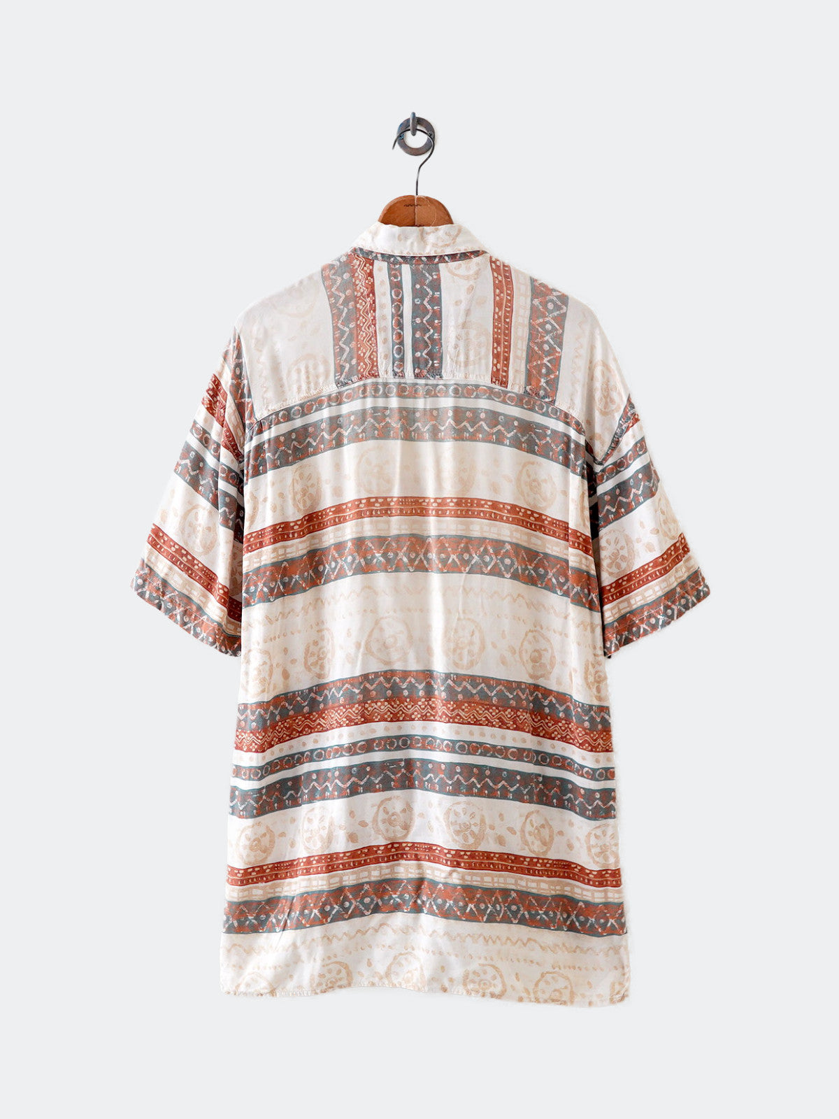 pattern half shirt
