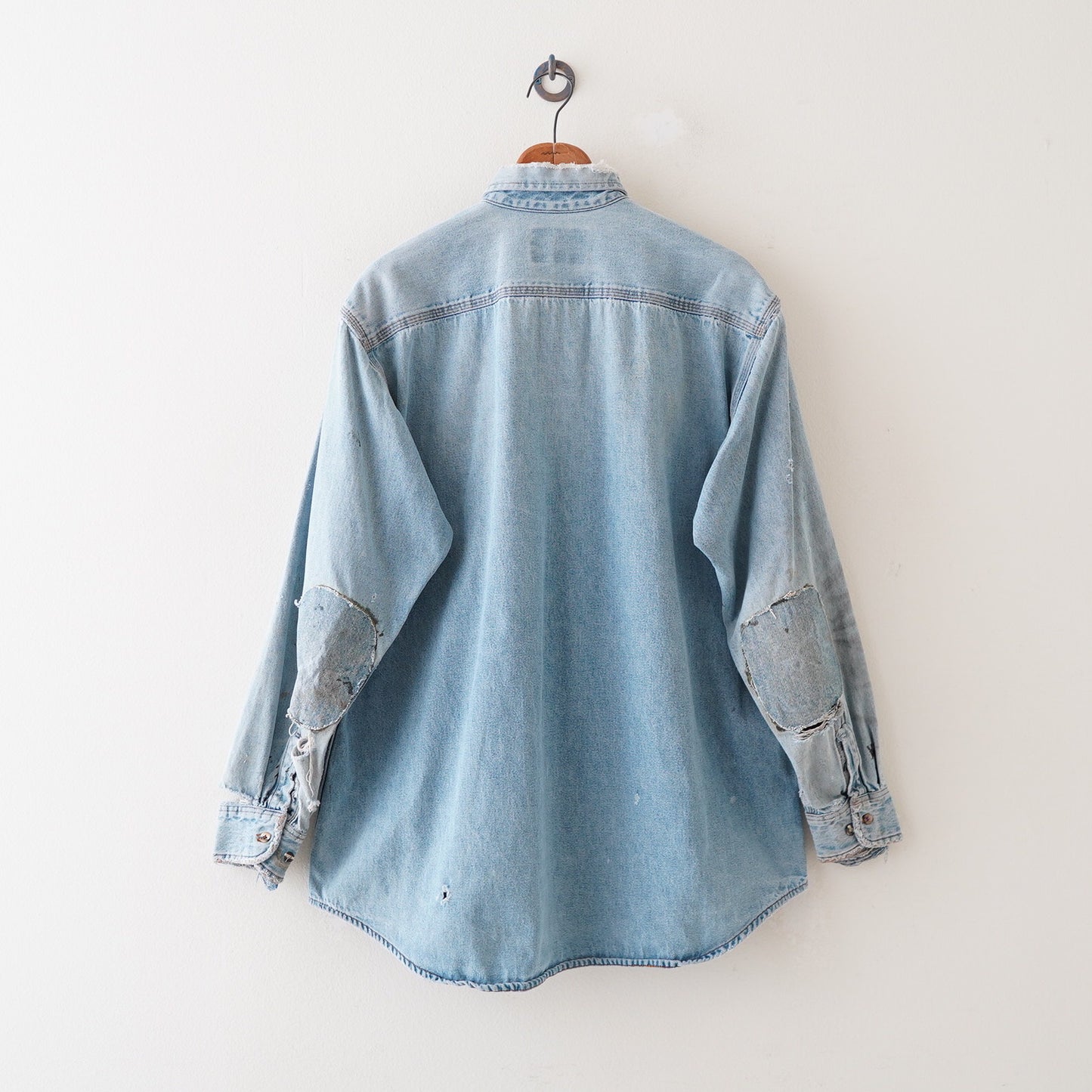 Wrangler button down collar denim shirt