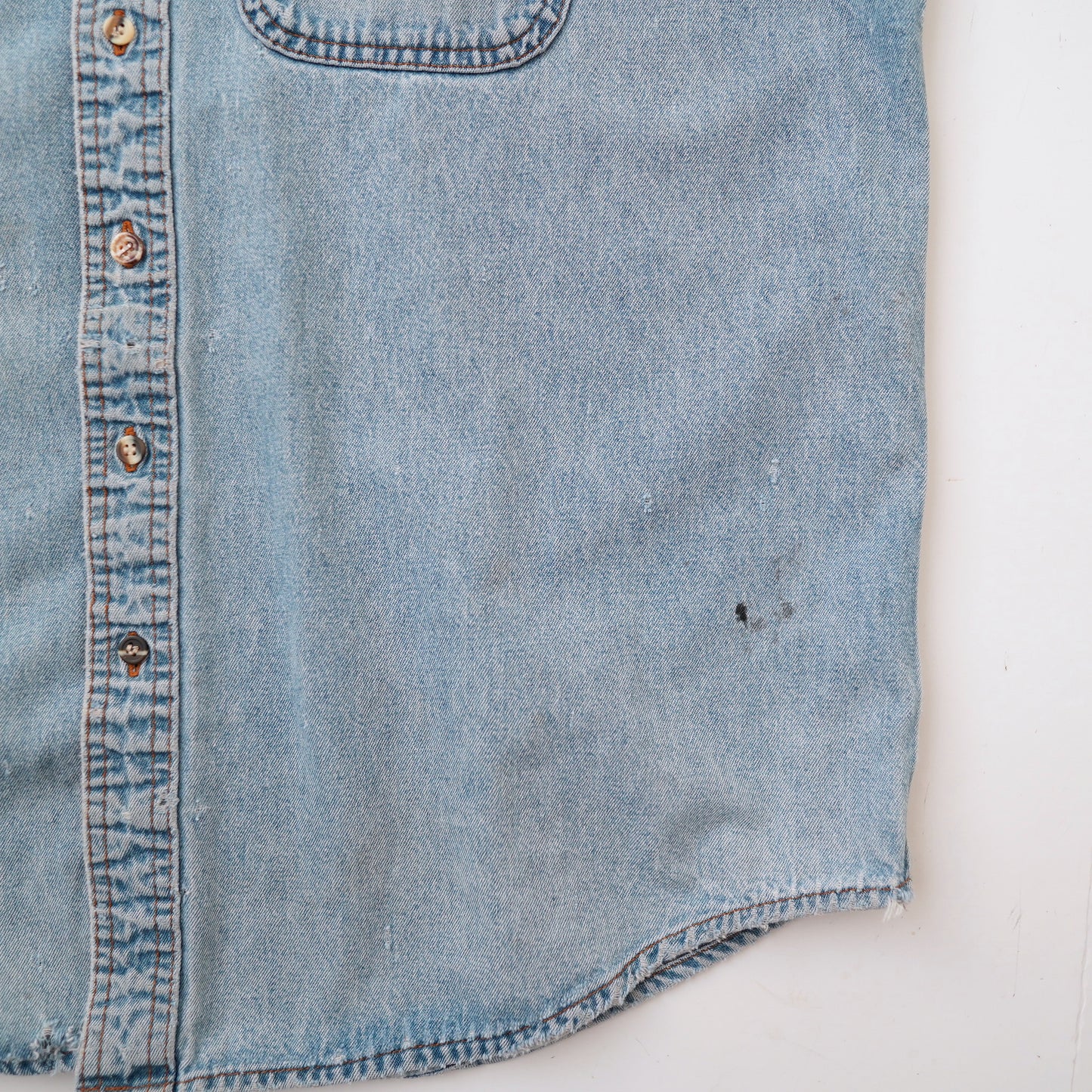 Wrangler button down collar denim shirt