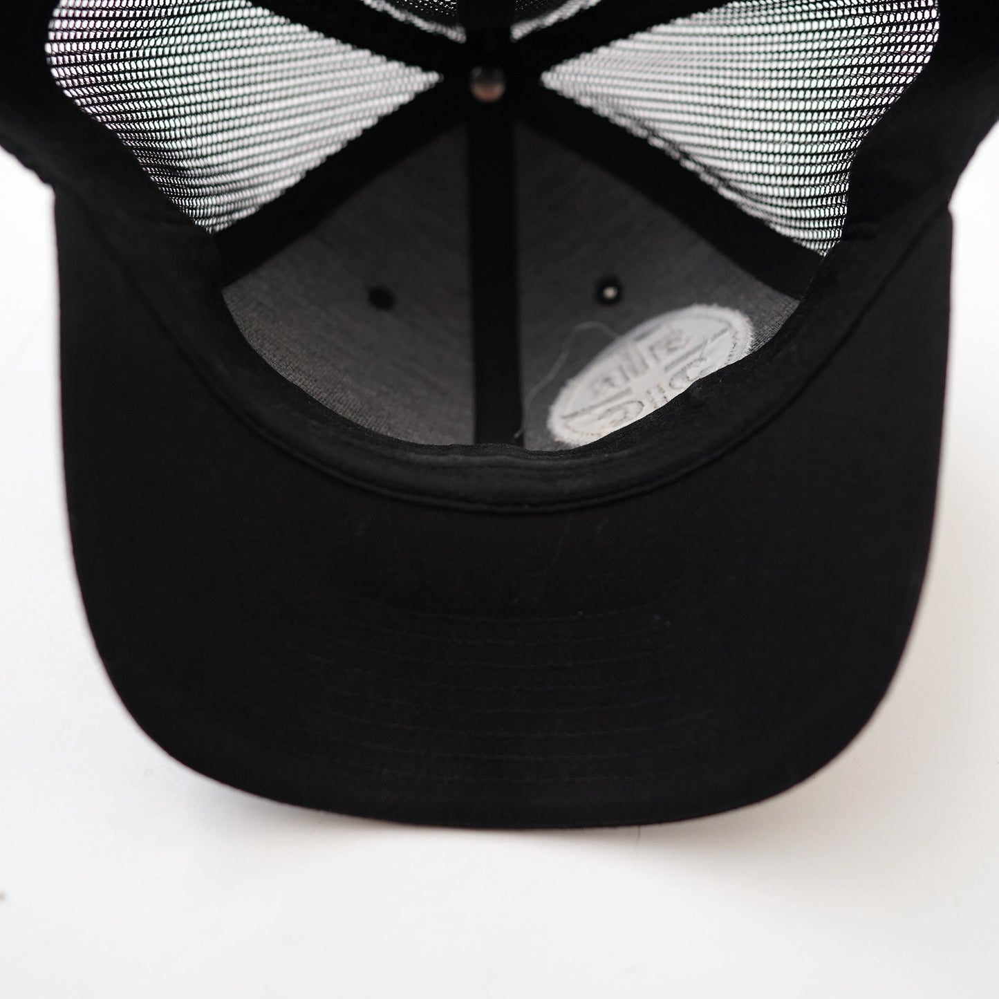 Mesh cap