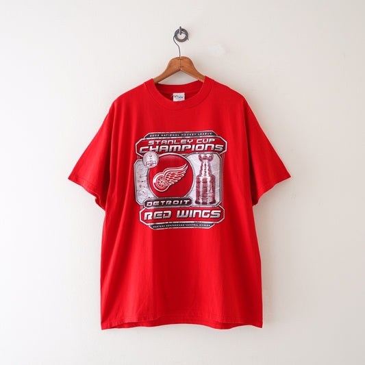 00s NHL game tee