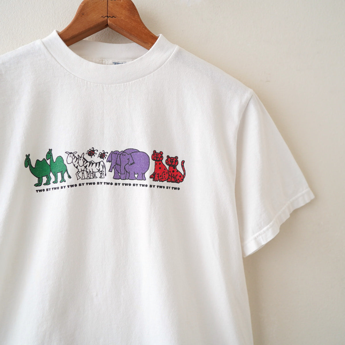 90s animal tee