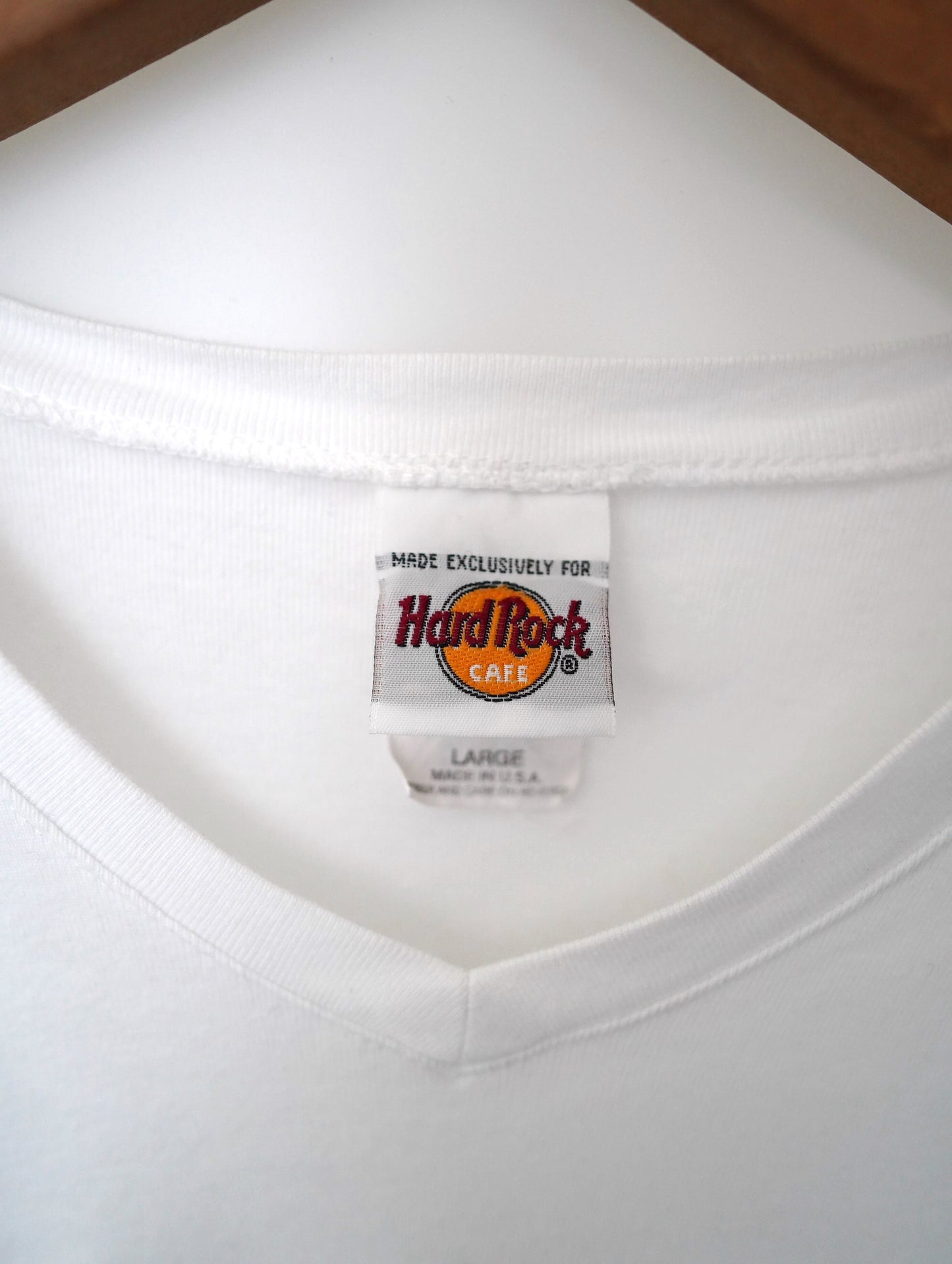 Hard Rock cafe V-neck tee