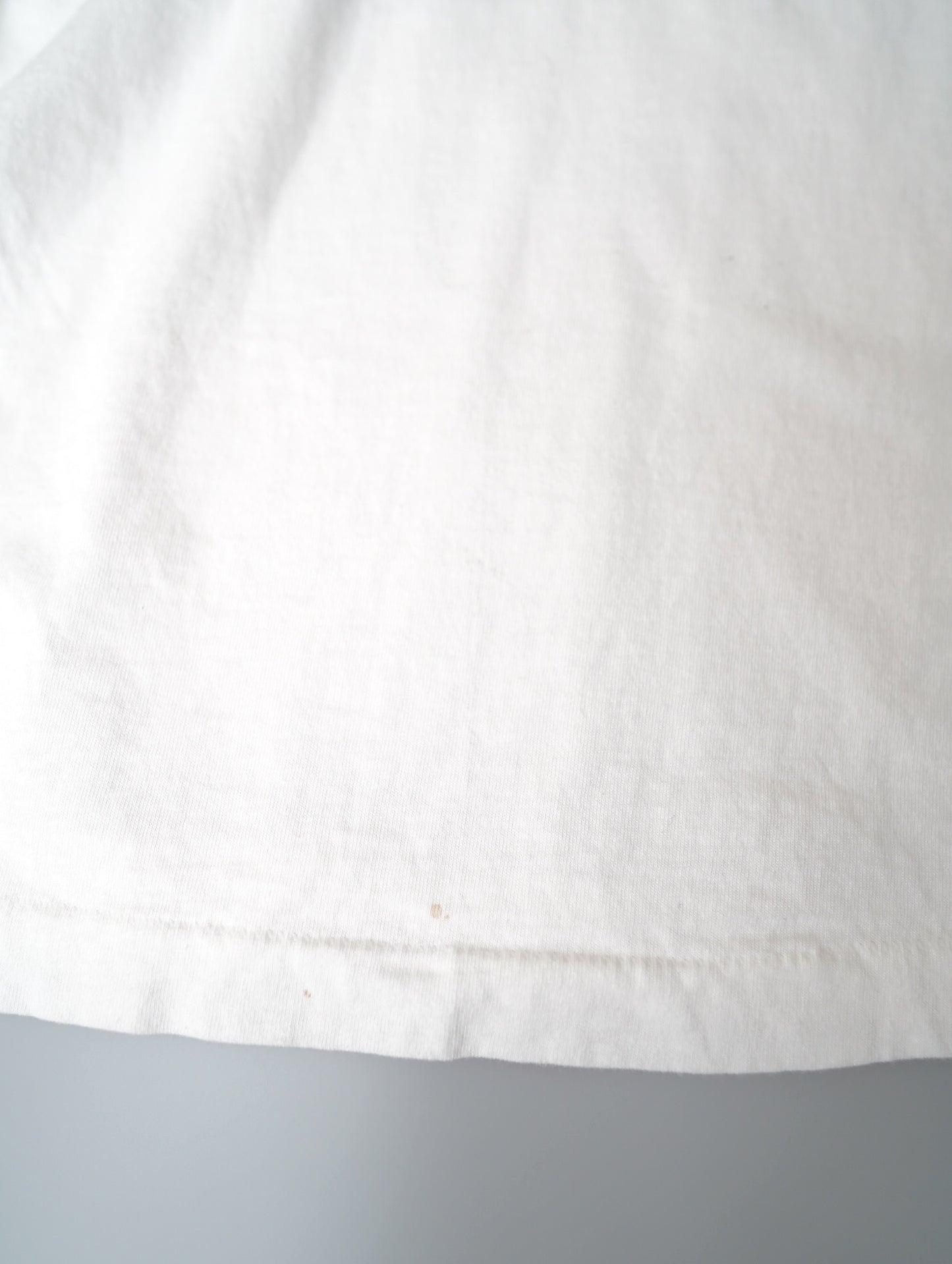 80s rubber print tee