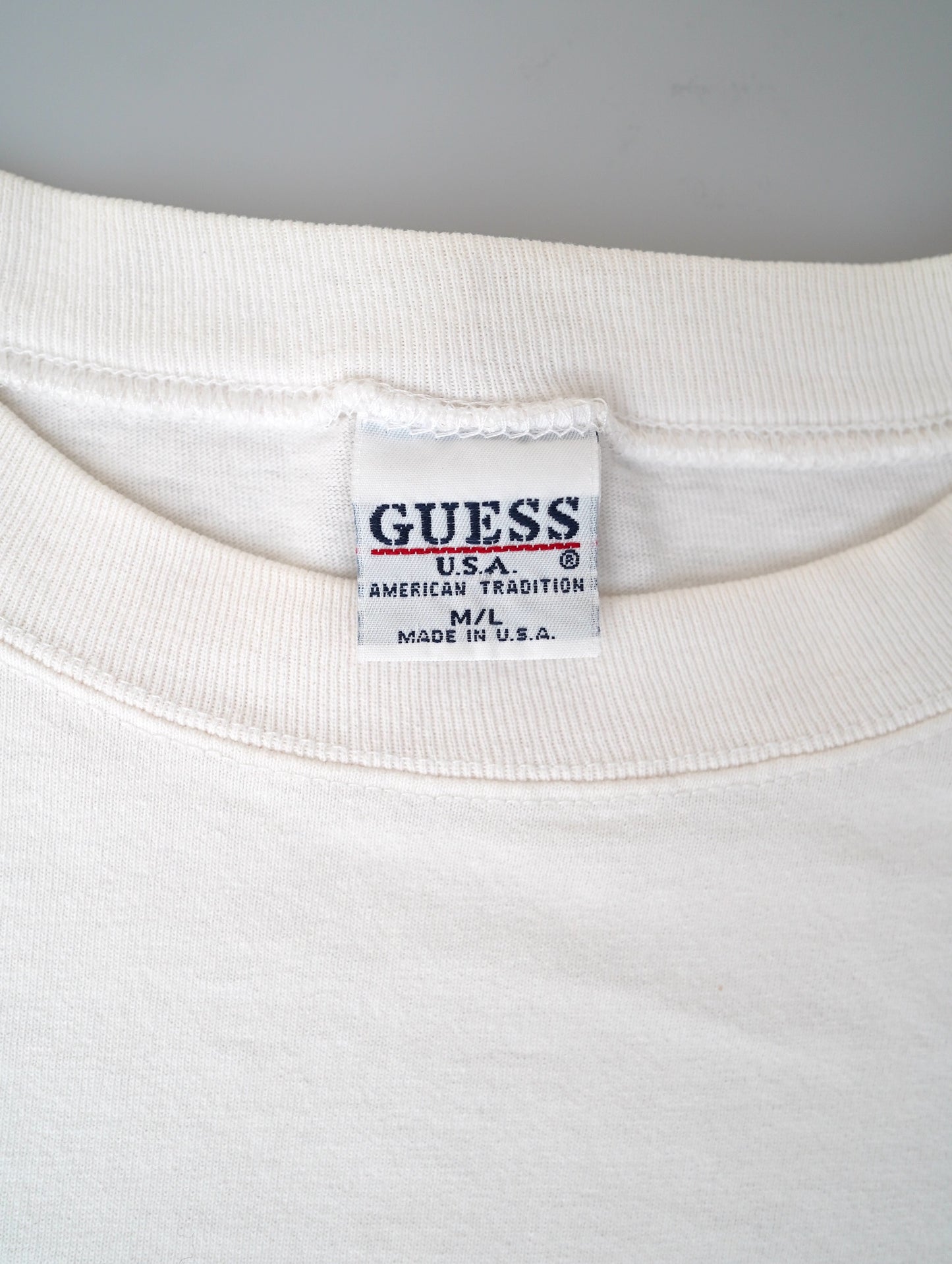 GUESS tee