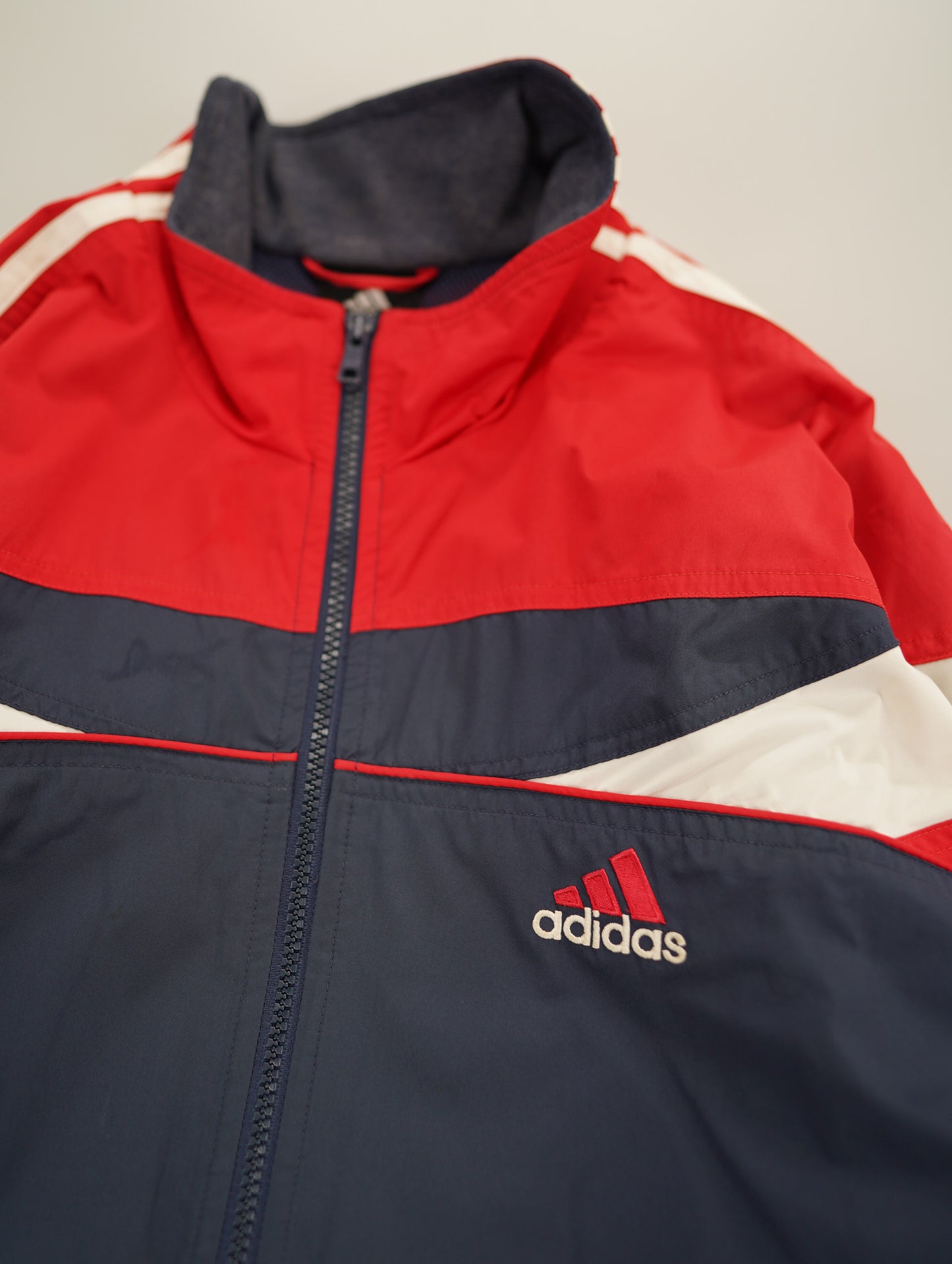 adidas windbreaker