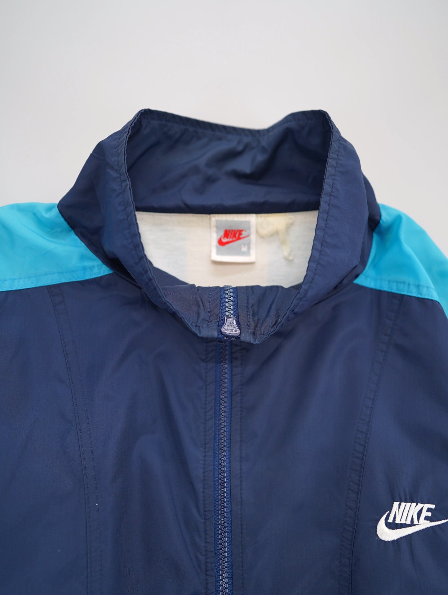 90s nylon jacket