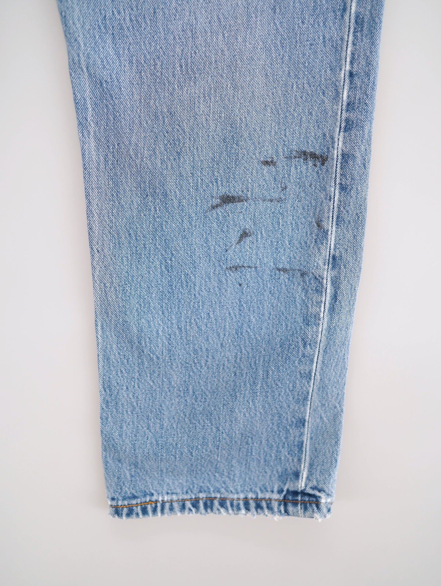 501 Levi's denim pants