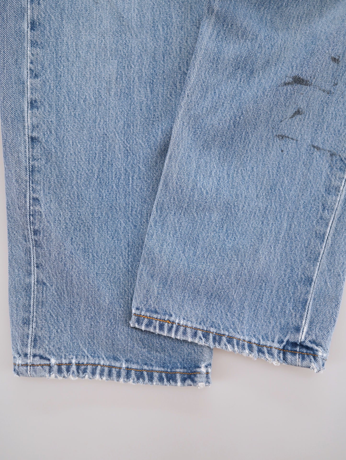 501 Levi's denim pants