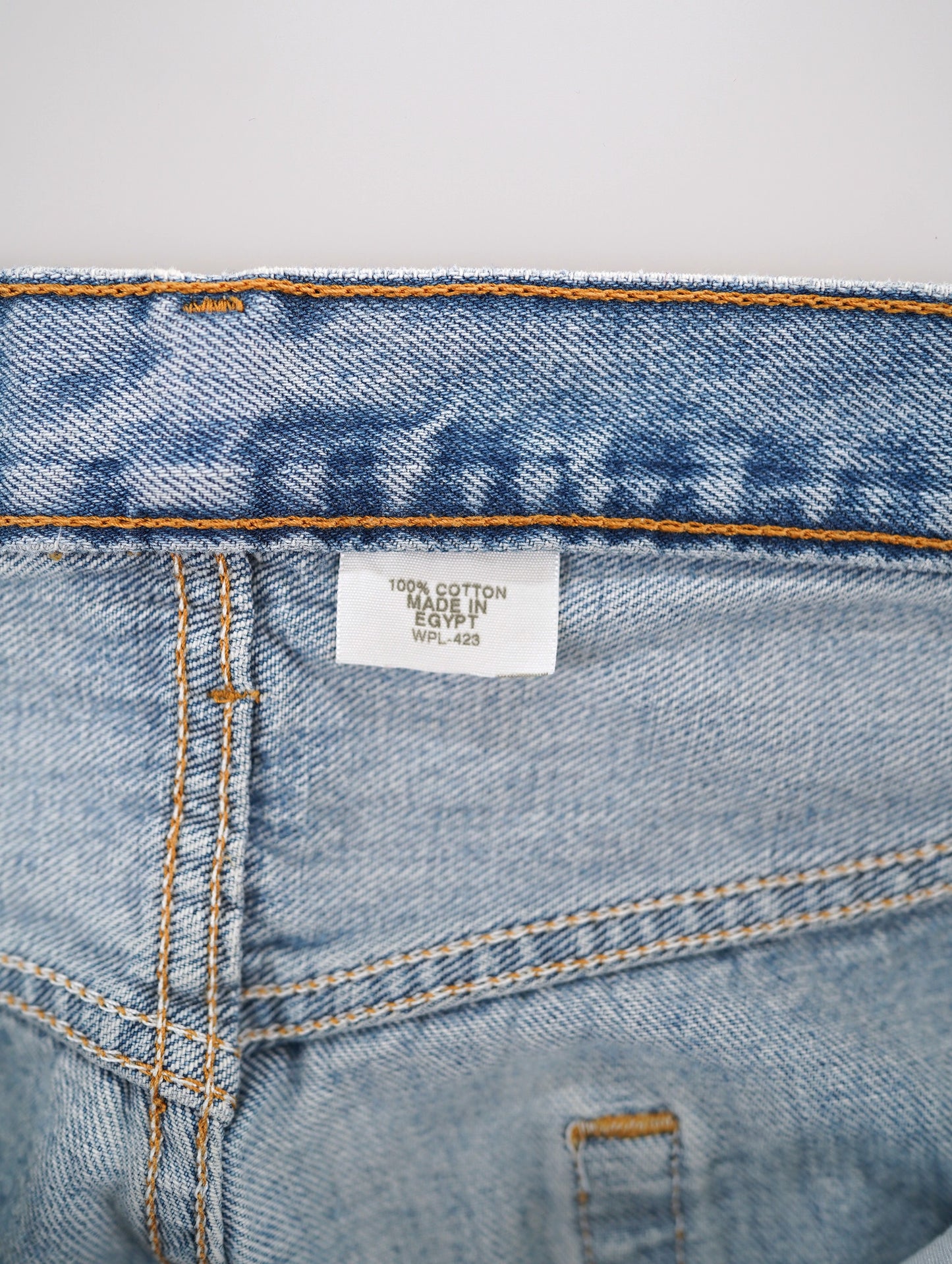 501 Levi's denim pants