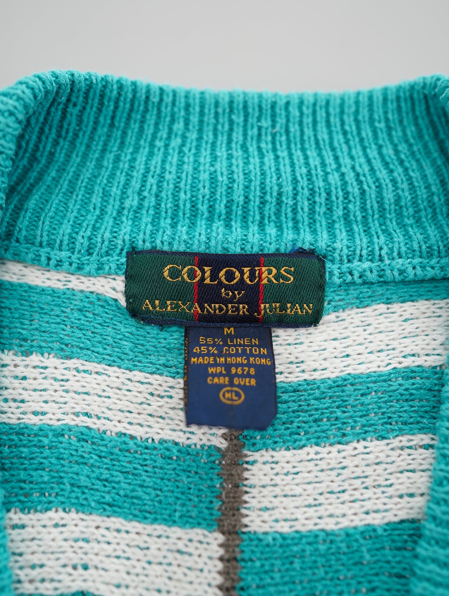 V-neck design sweater