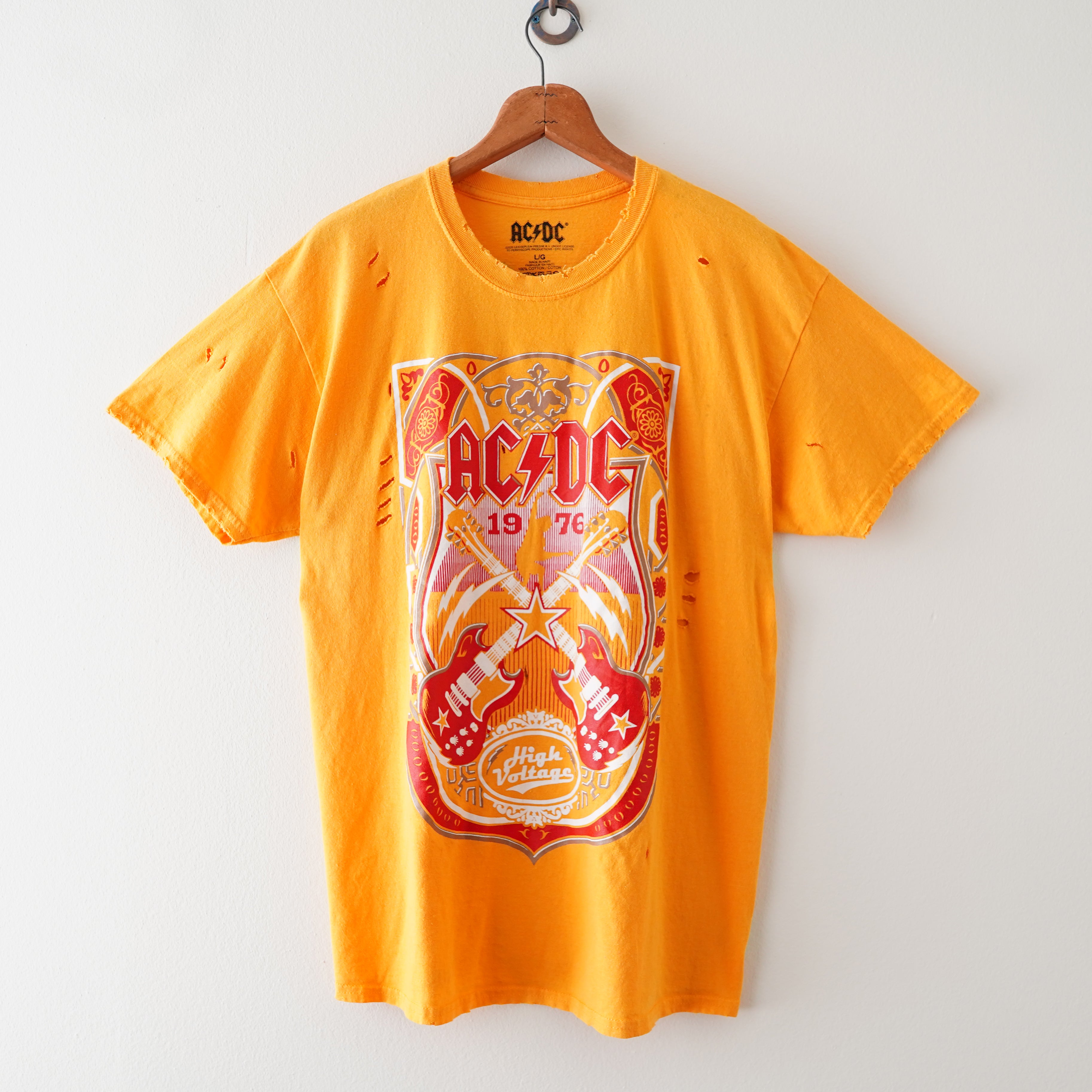 AC/DC band tee – NEVERKNOWS