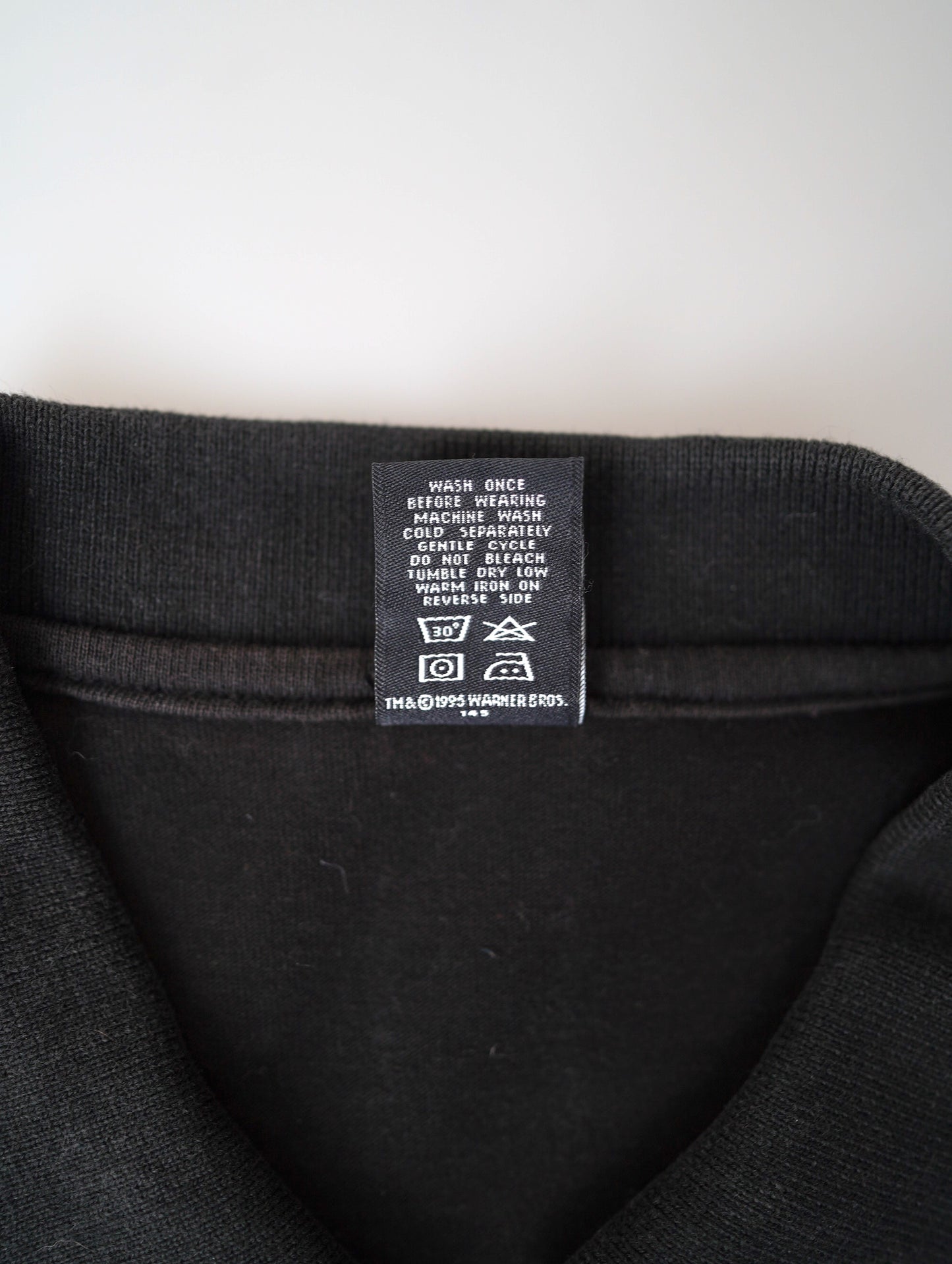 90s Loony Tunes zip shirt