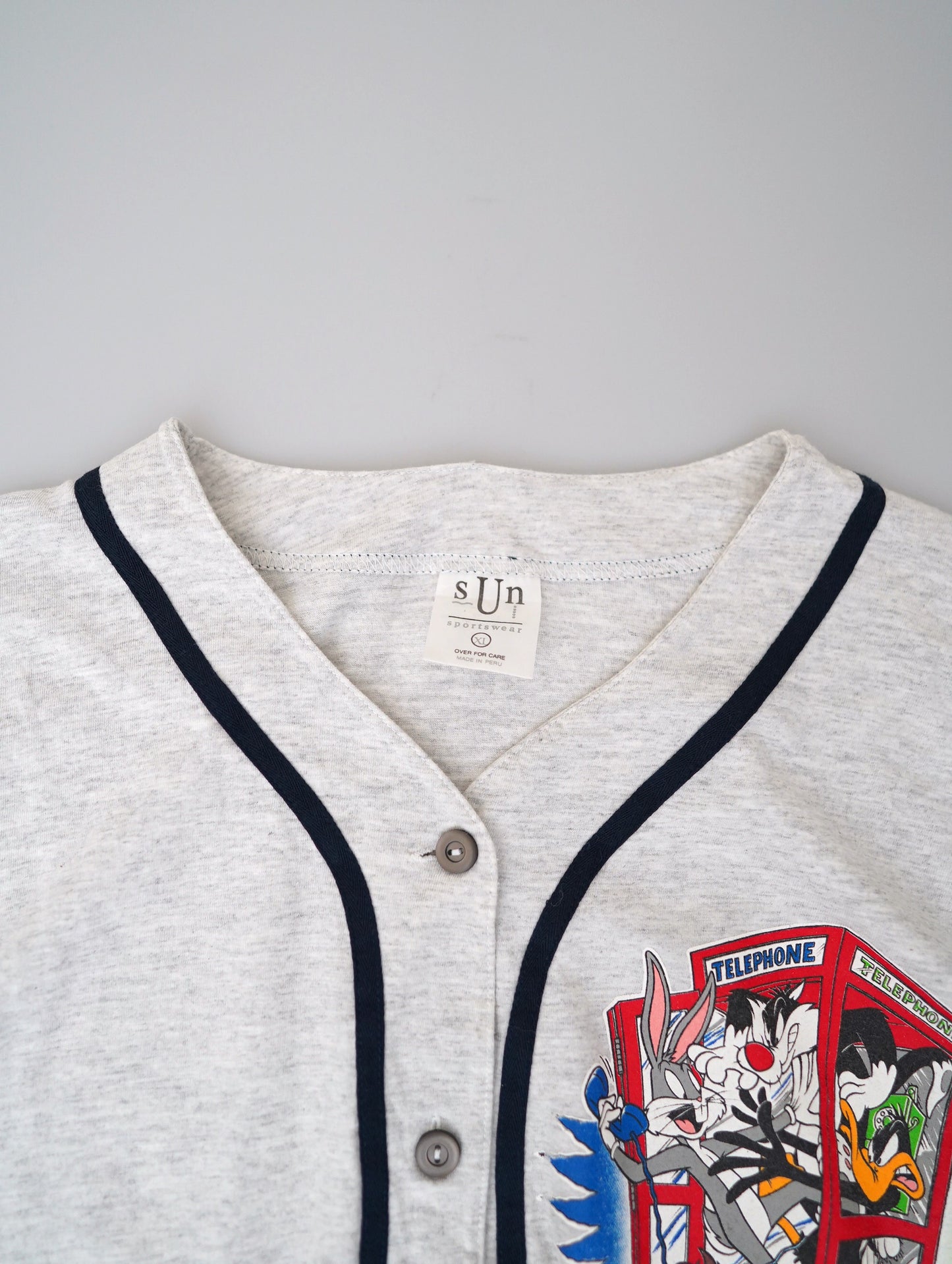 90s LOONEY TUNES baseball shirt
