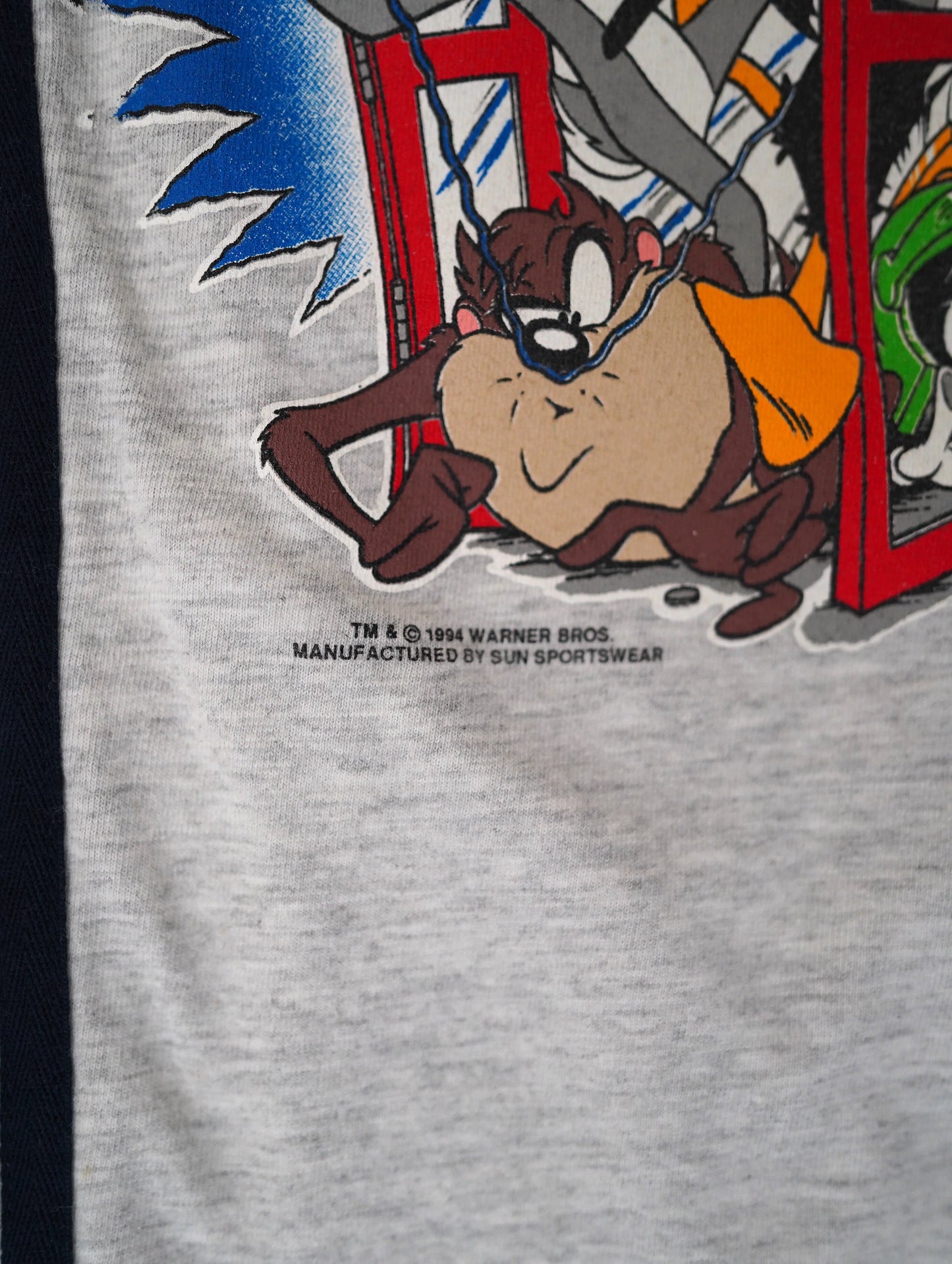 90s LOONEY TUNES baseball shirt