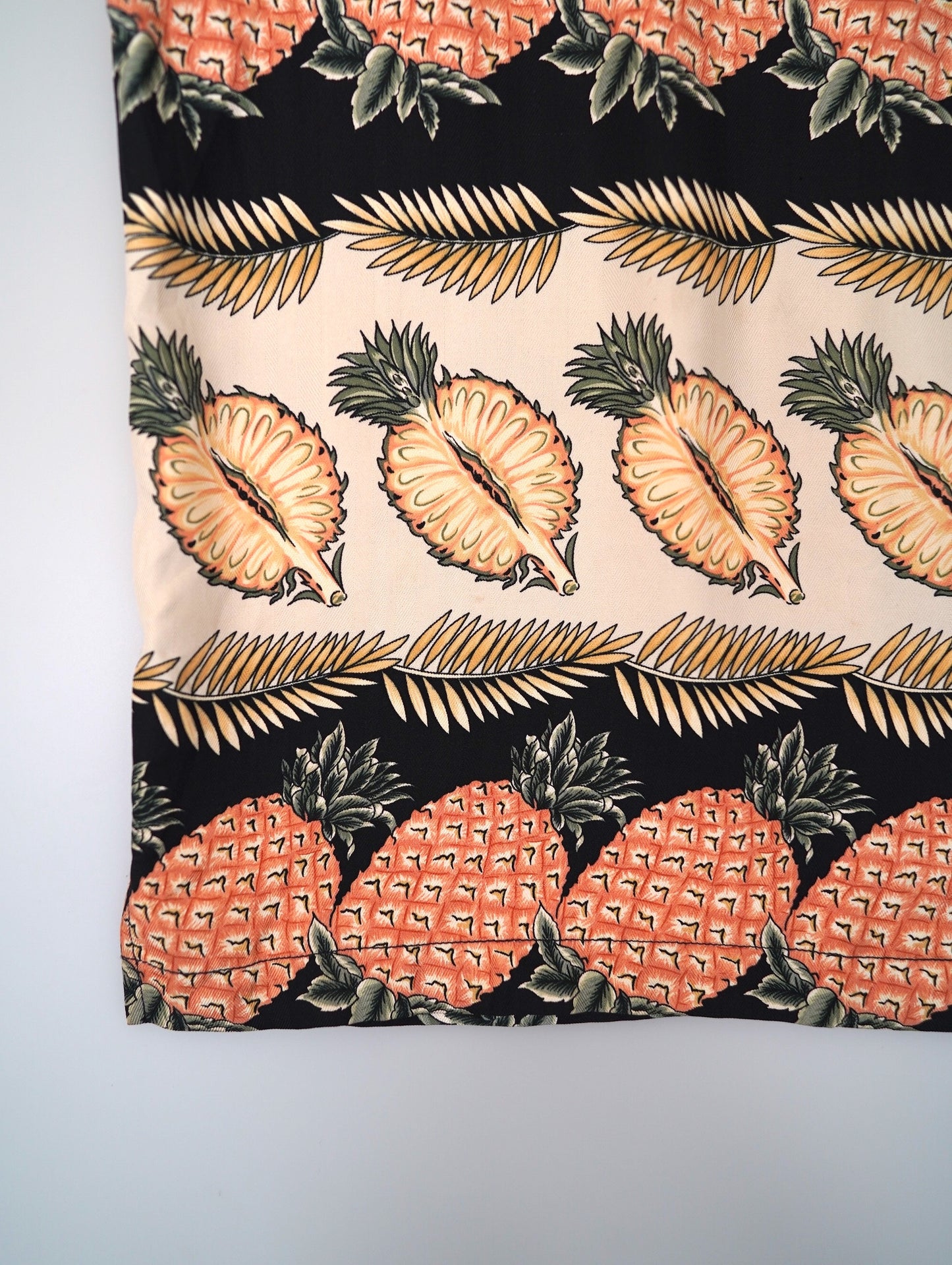 pinapple aloha shirt