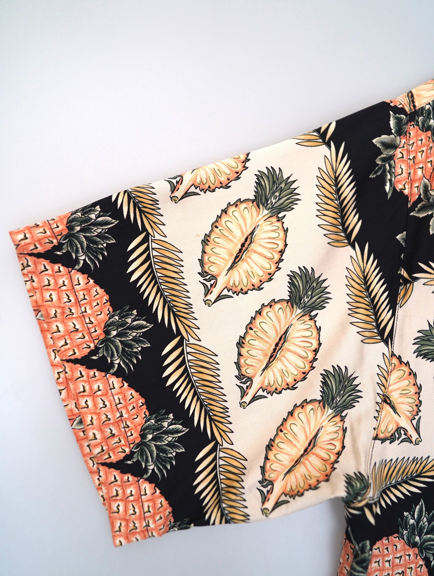 pinapple aloha shirt