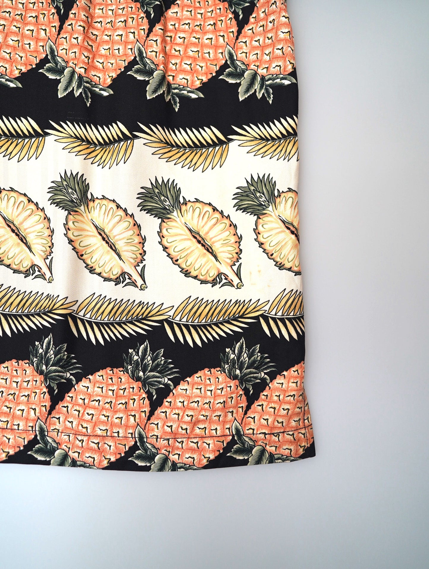 pinapple aloha shirt