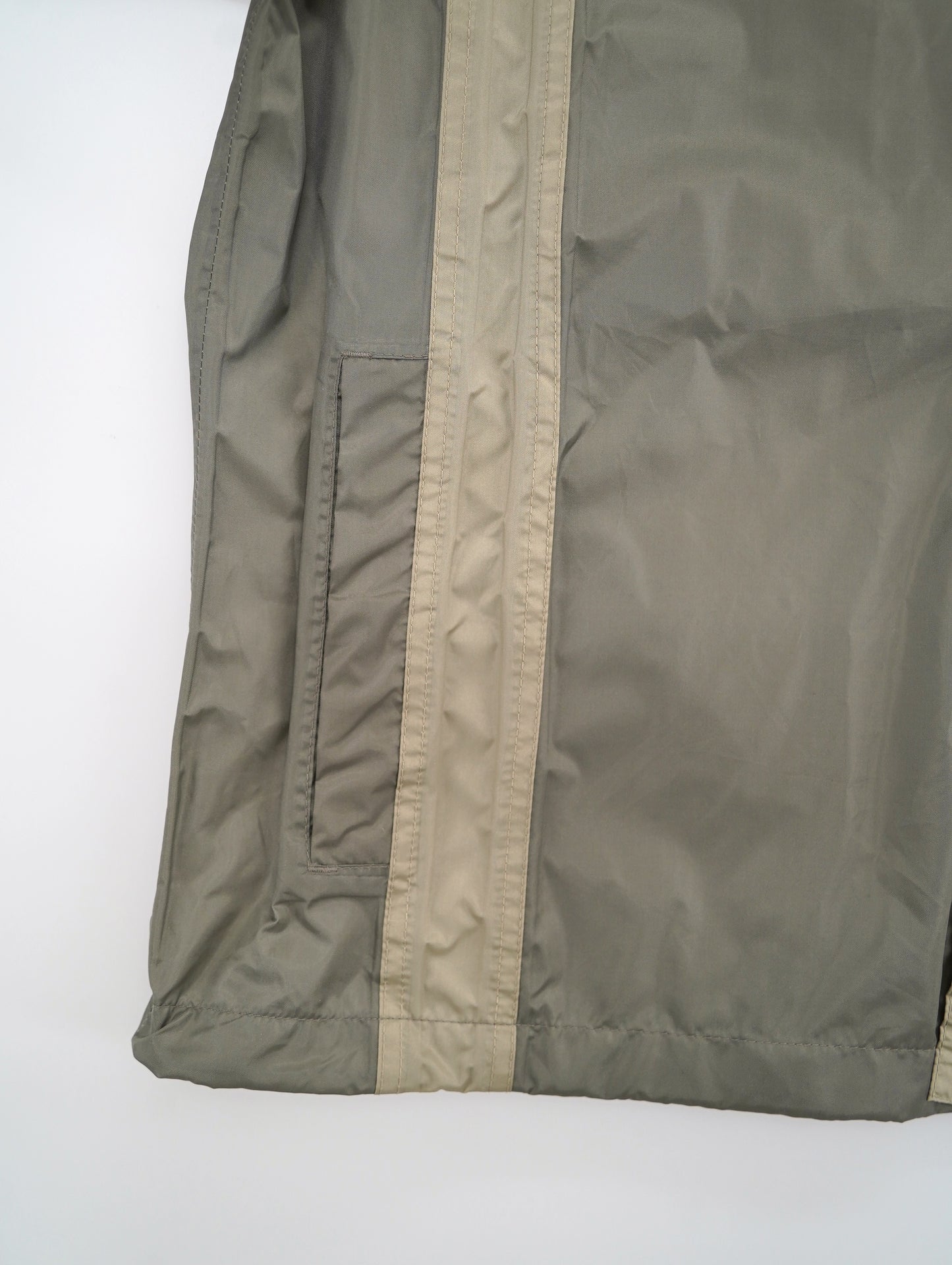 Stearns nylon jacket