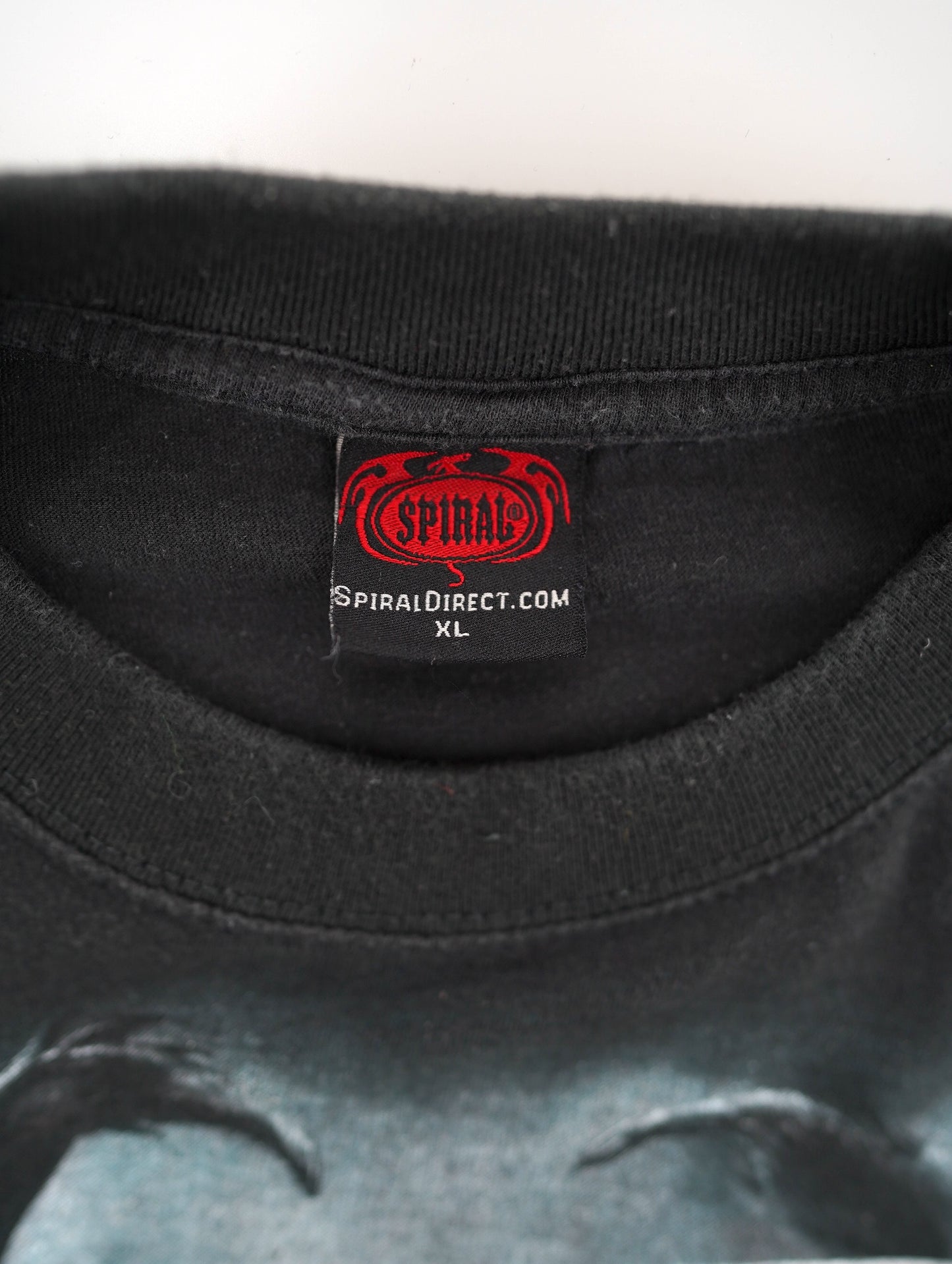 Death print long tee