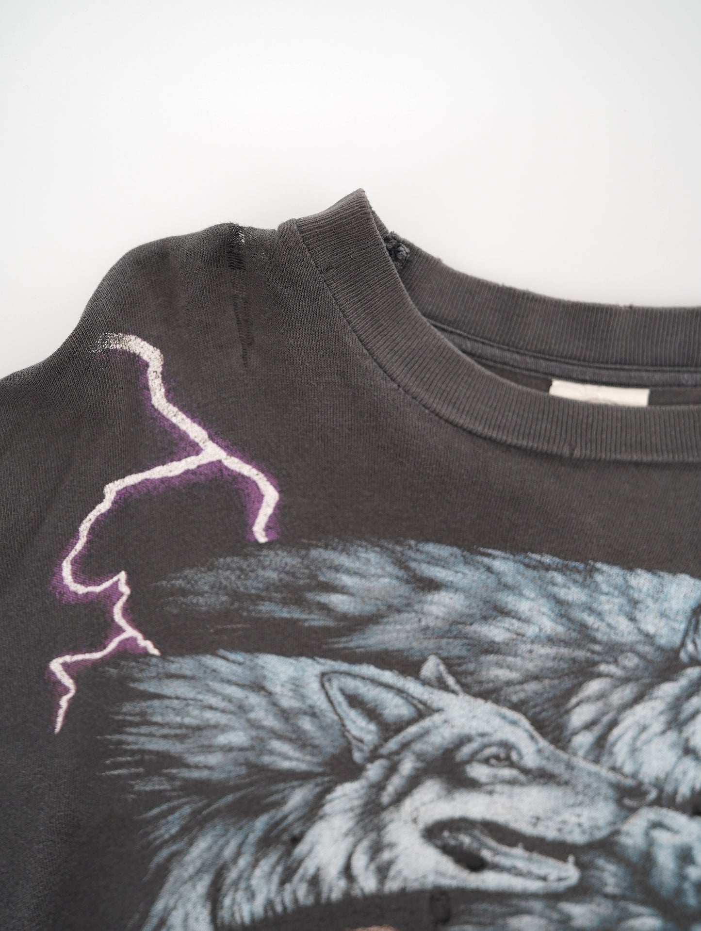 90s USA thunder wolf tee