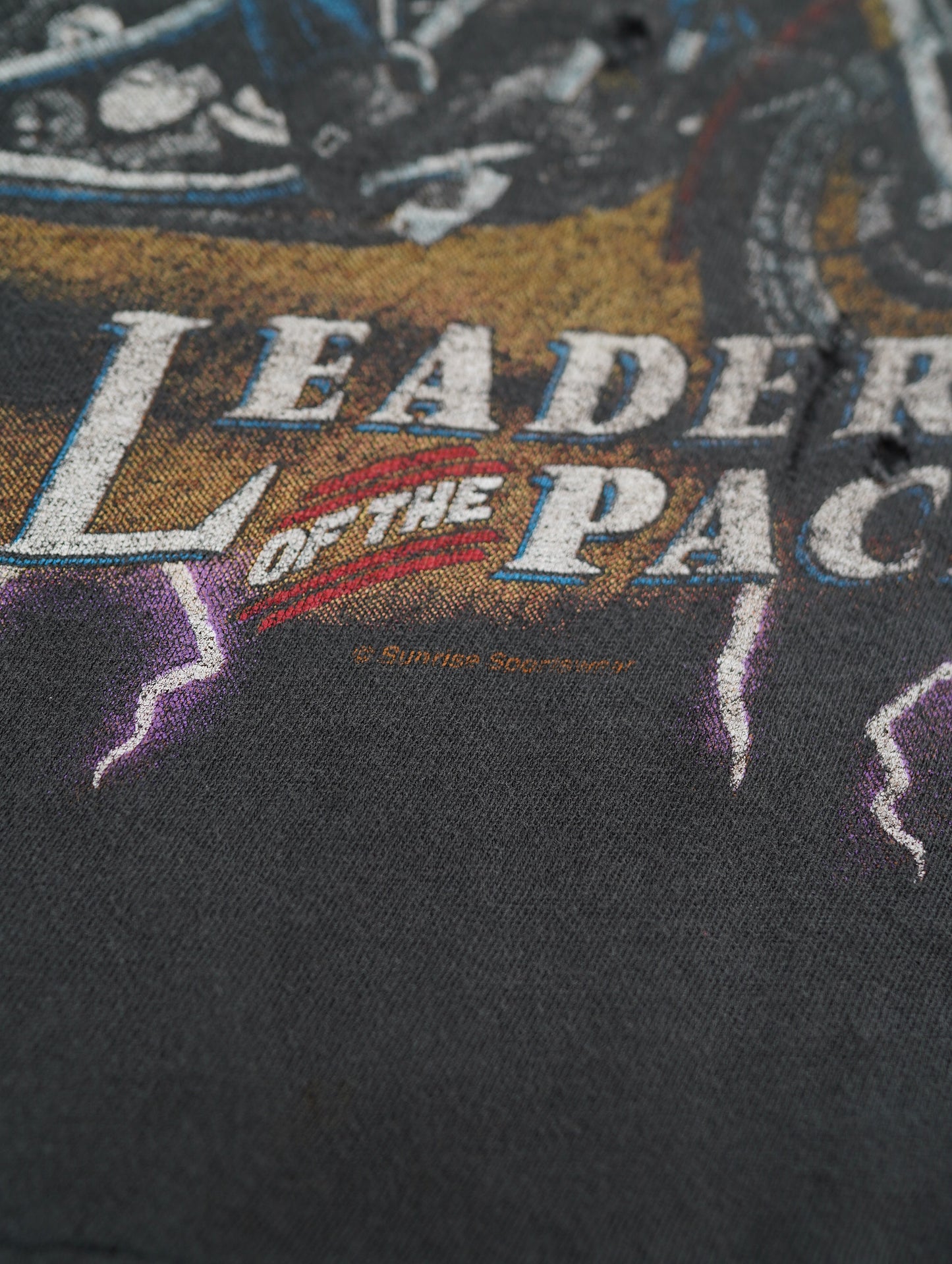 90s USA thunder wolf tee